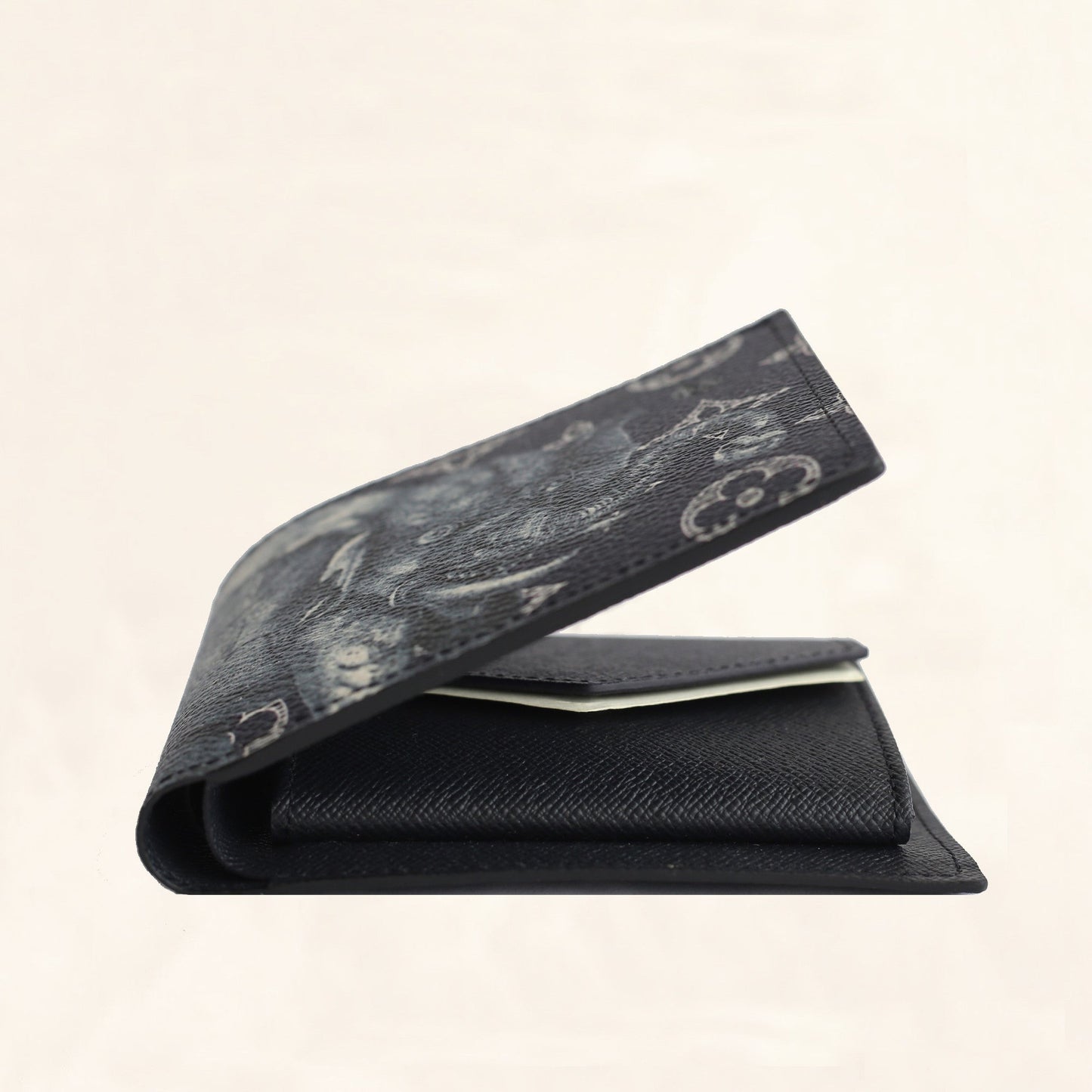 Louis Vuitton | Canvas Chapman Men's Wallet | One-Size