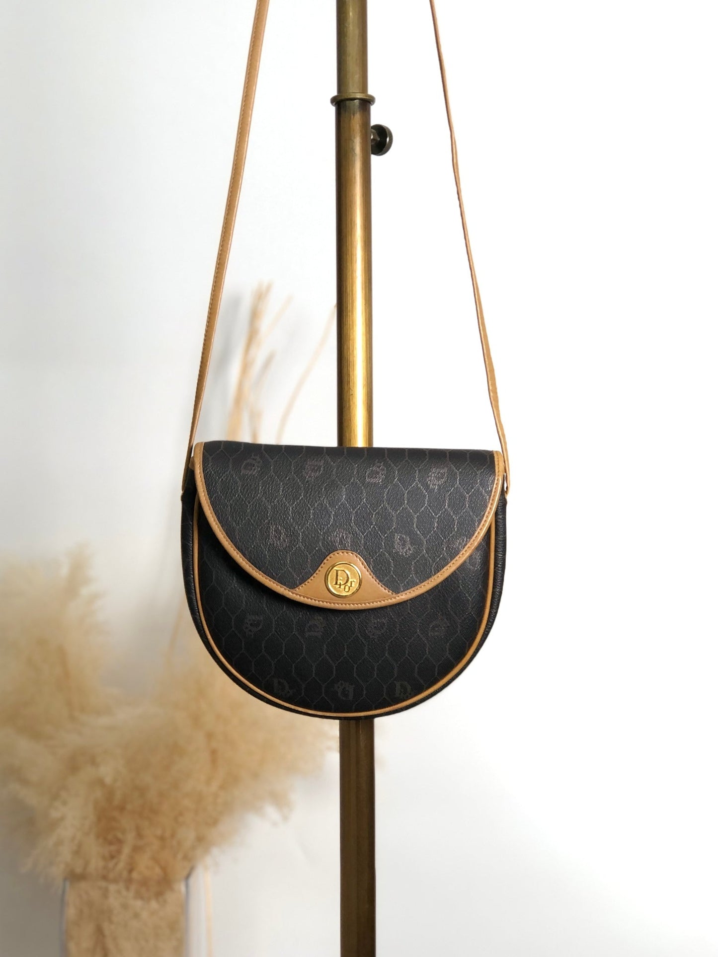 Christian Dior Honeycomb Pattern Shoulder bag Black Vintage p8wvy4