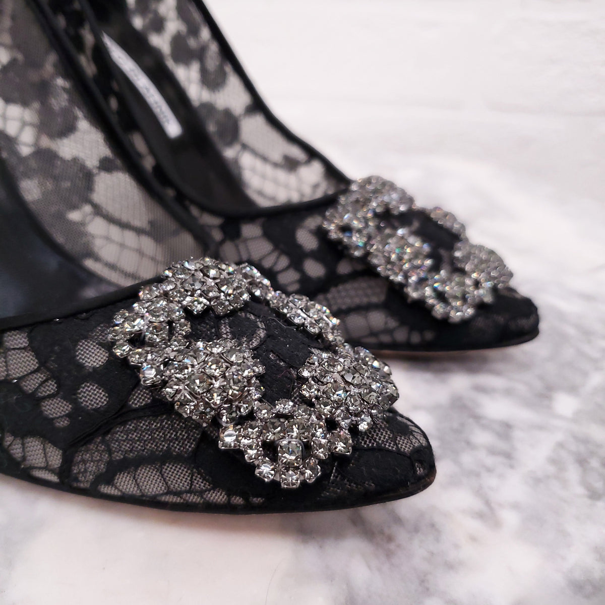 MANOLO BLAHNIK HANGISI LACE HEELS - SIZE 37