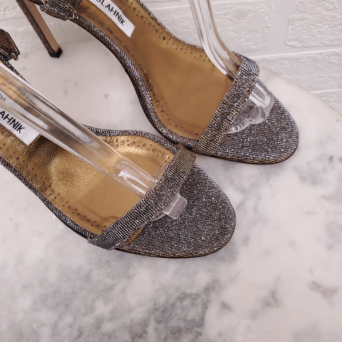 MANOLO BLAHNIK METALLIC WRAP AROUND HEELS - SIZE 38