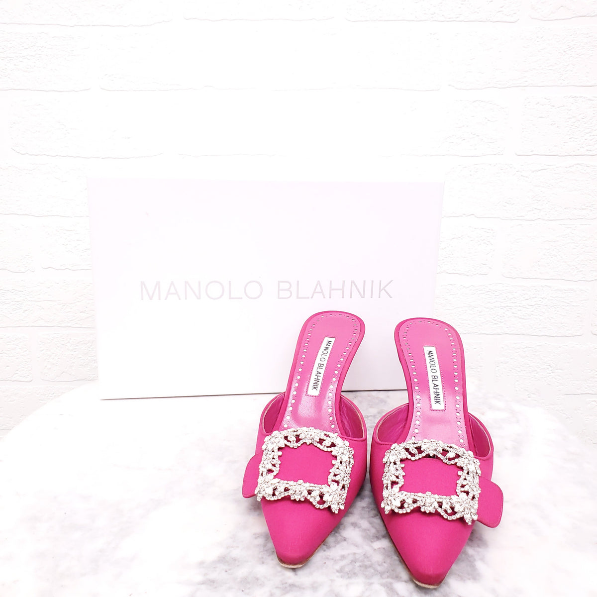 MANOLO BLAHNIK PINK MAYSALE SATIN MULES - SIZE 37