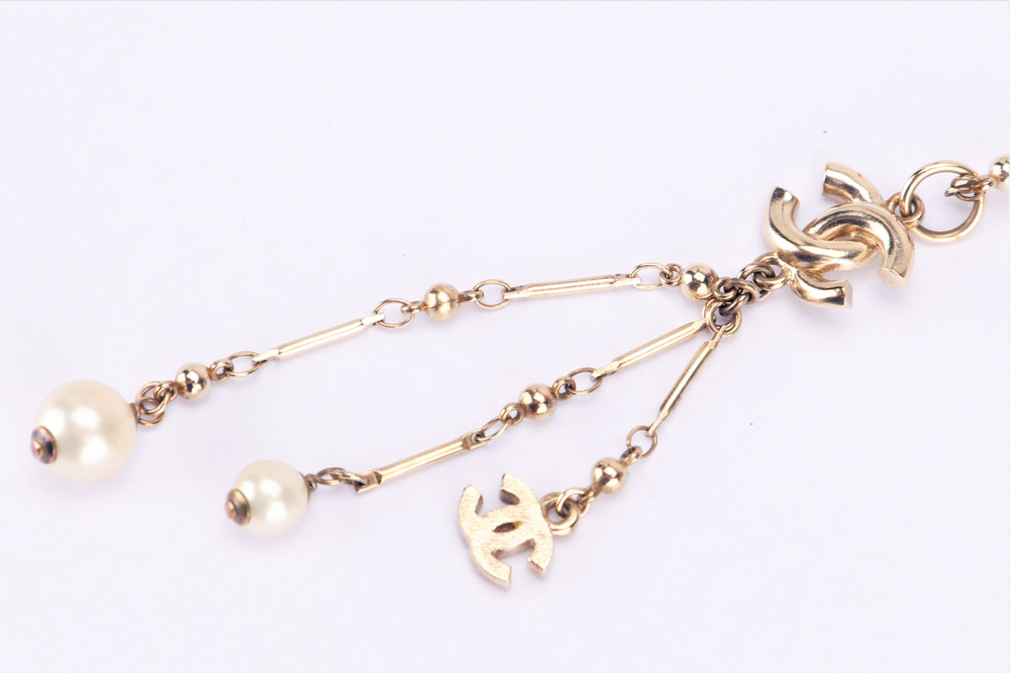 CHANEL 60CM LIGHT GP NECKLACE WITH 3 FAUX PEARL AND CC SMALL PENDANT, NO BOX