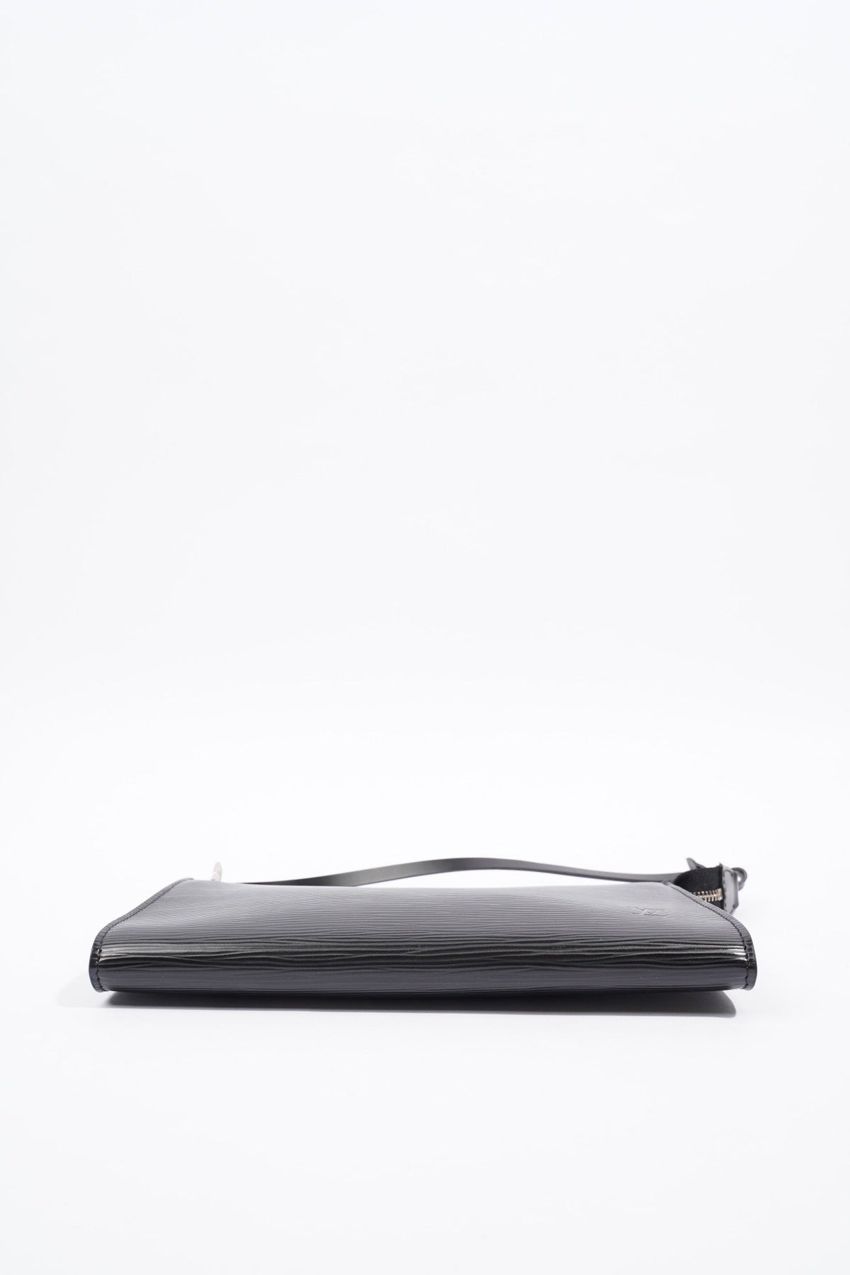 Louis Vuitton Pochette Black Epi Leather