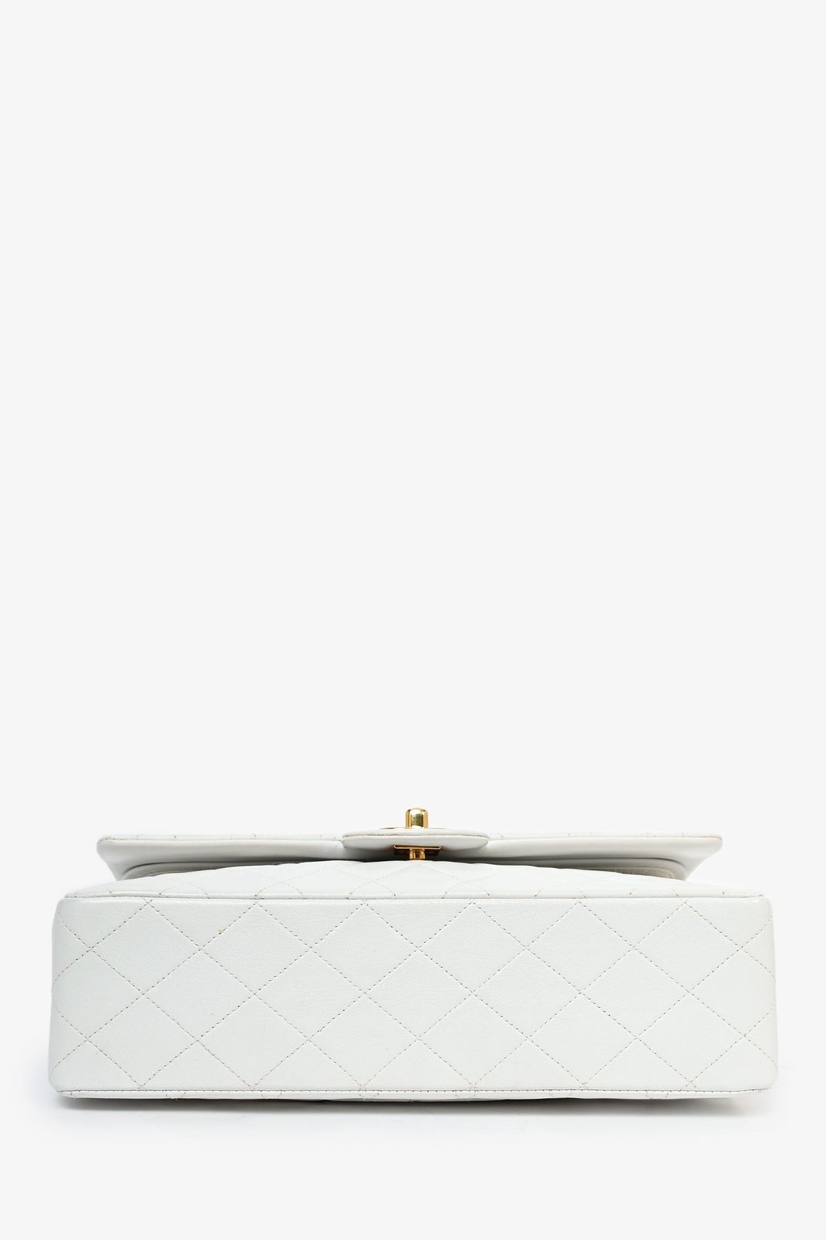 Chanel™ 1991-94 Vintage White Quilted Leather Medium Double Flap (Refurbished)