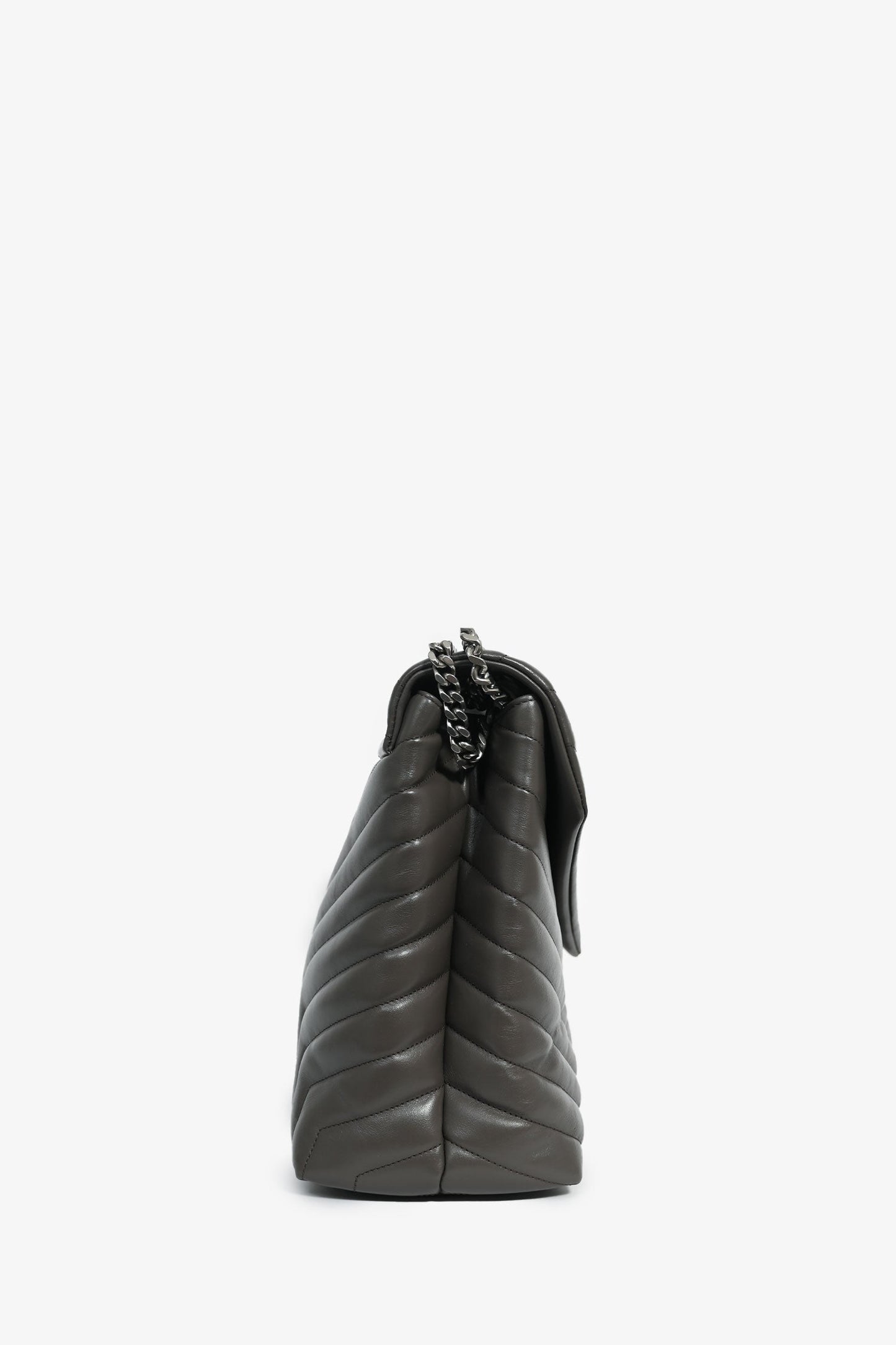 Saint Laurent 2018 Grey Chevron Leather Large Loulou Bag