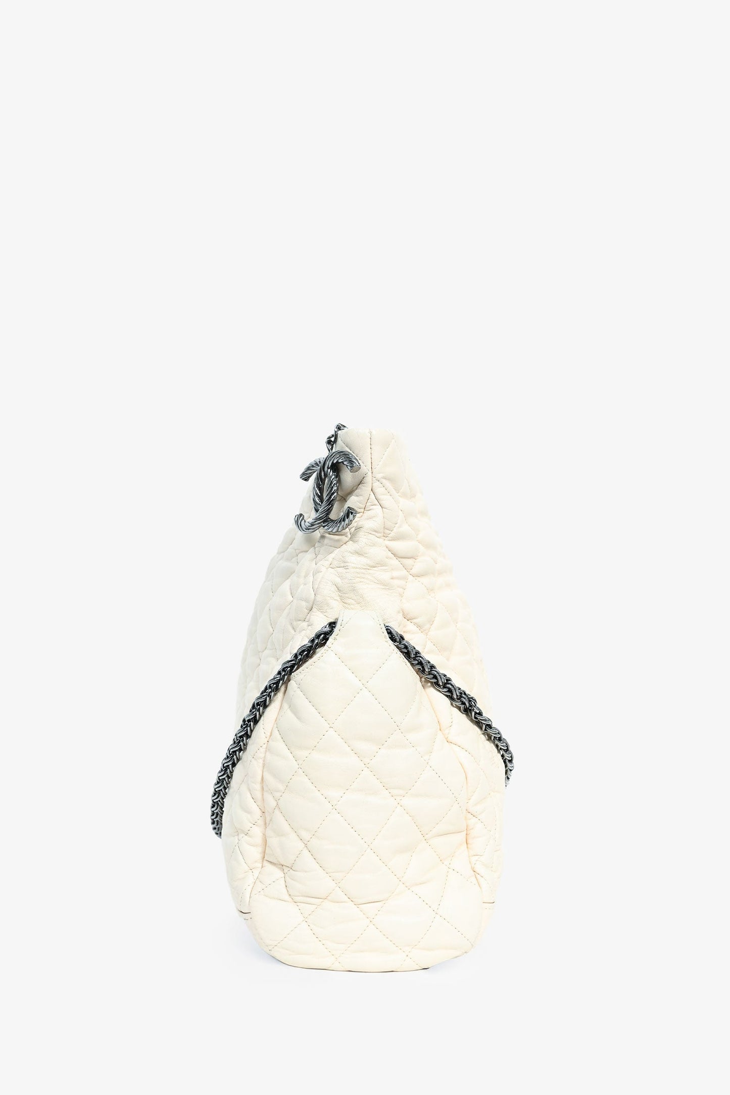 Chanel™ 2008-09 White Lambskin Quilted Paris-Moscou Red Square Kremlin Tote