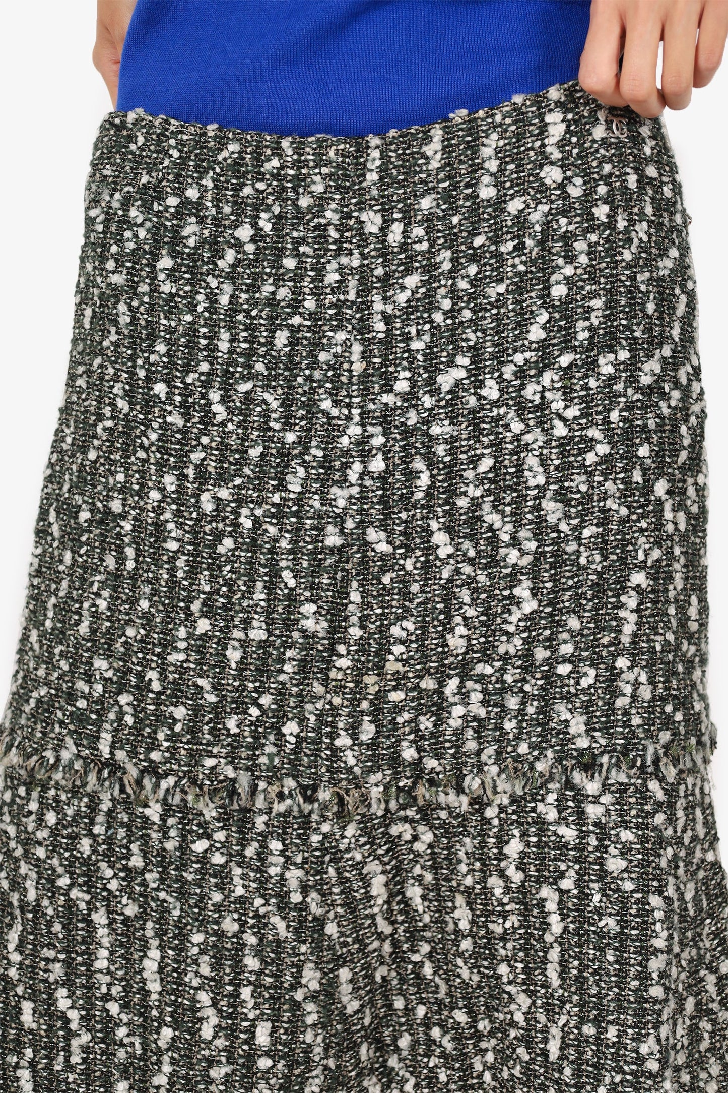 Chanel 04A Black/White Tweed Midi Skirt Size 38