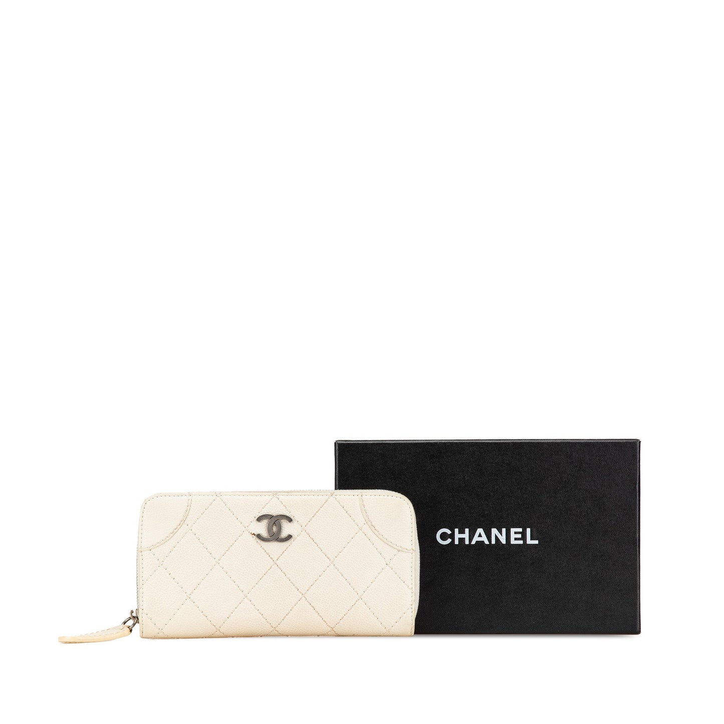 White Chanel CC Quilted Caviar Zip Around Long Wallet