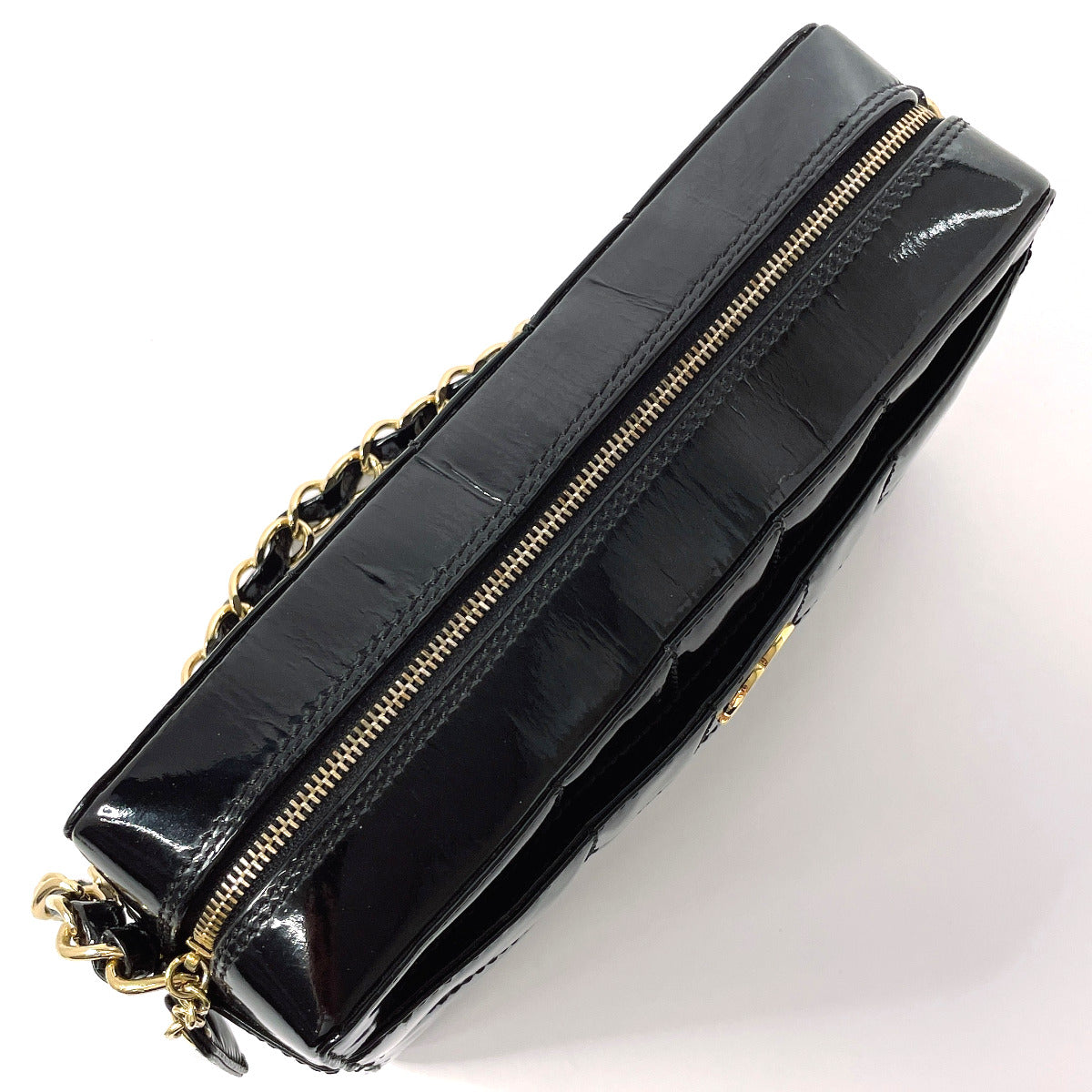 CHANEL Shoulder Bag Patent leather black Chocolate bar ChainShoulder