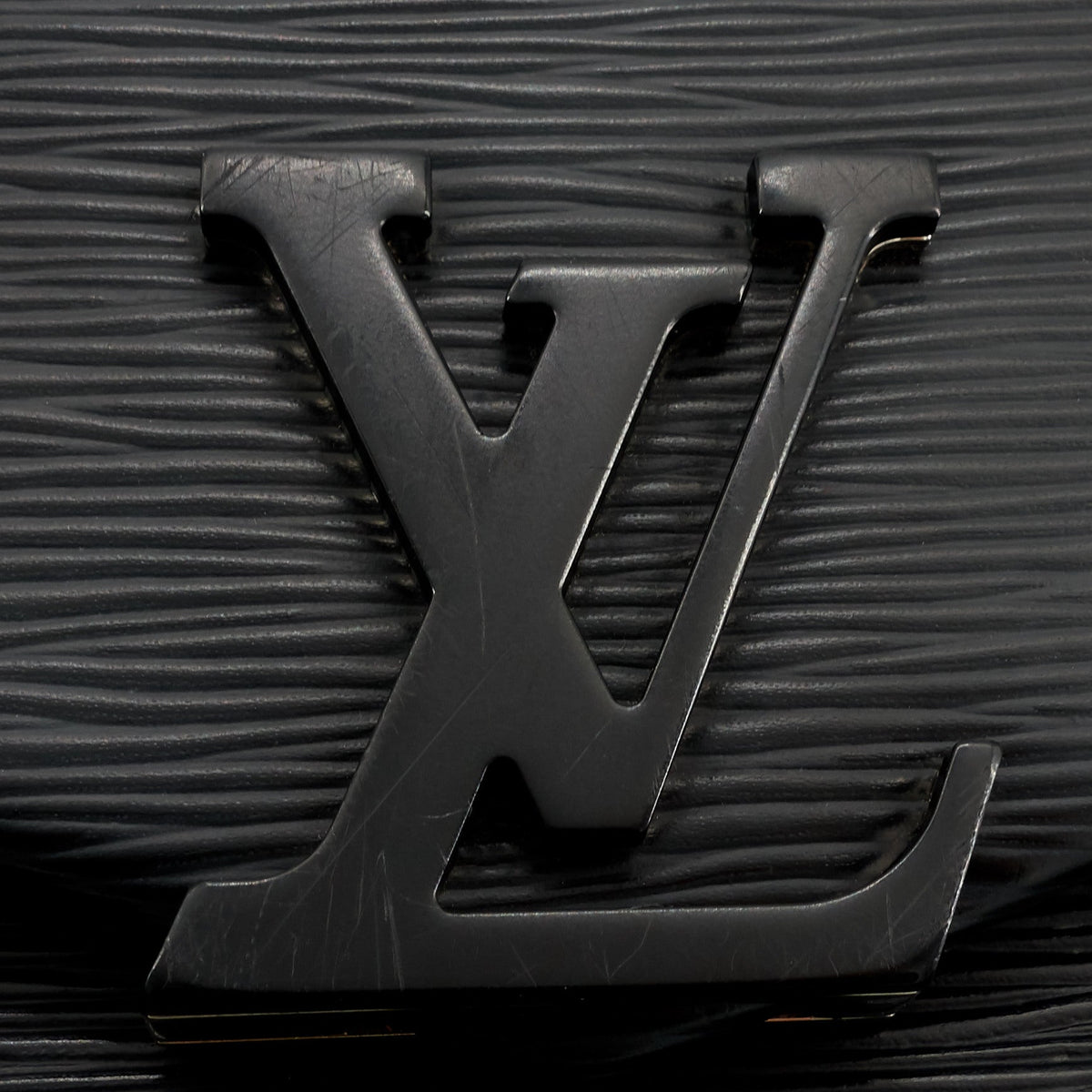 LOUIS VUITTON Pochette Grenelle Black Epi Leather Bag