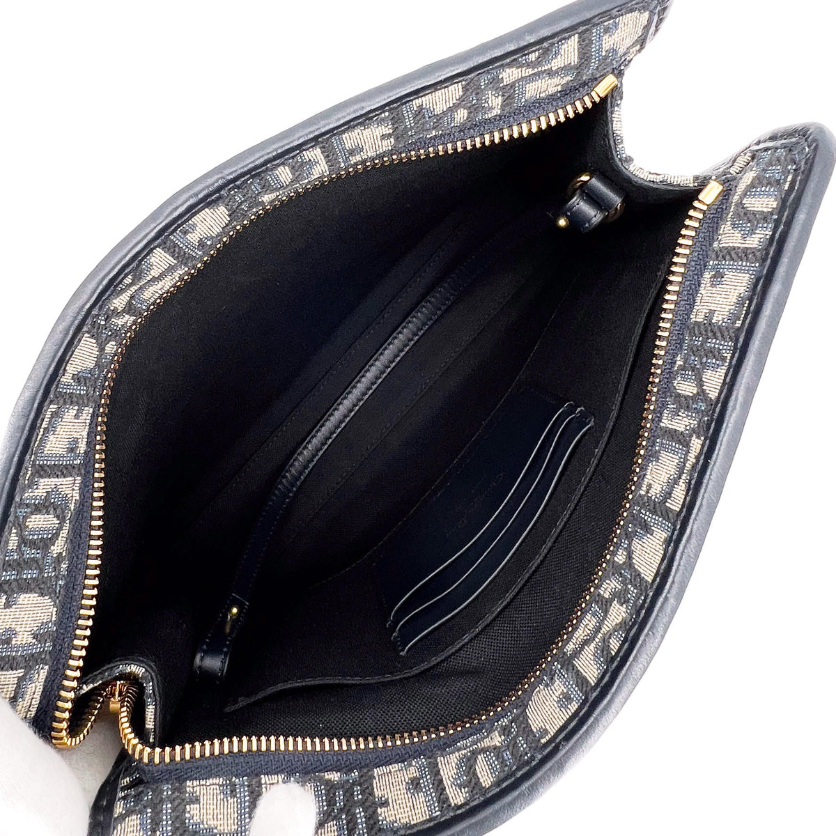 Montaigne 30 Oblique Jacquard Clutch Bag