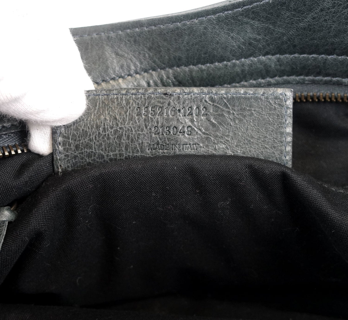 Classic Velo Agneau Leather City Bag