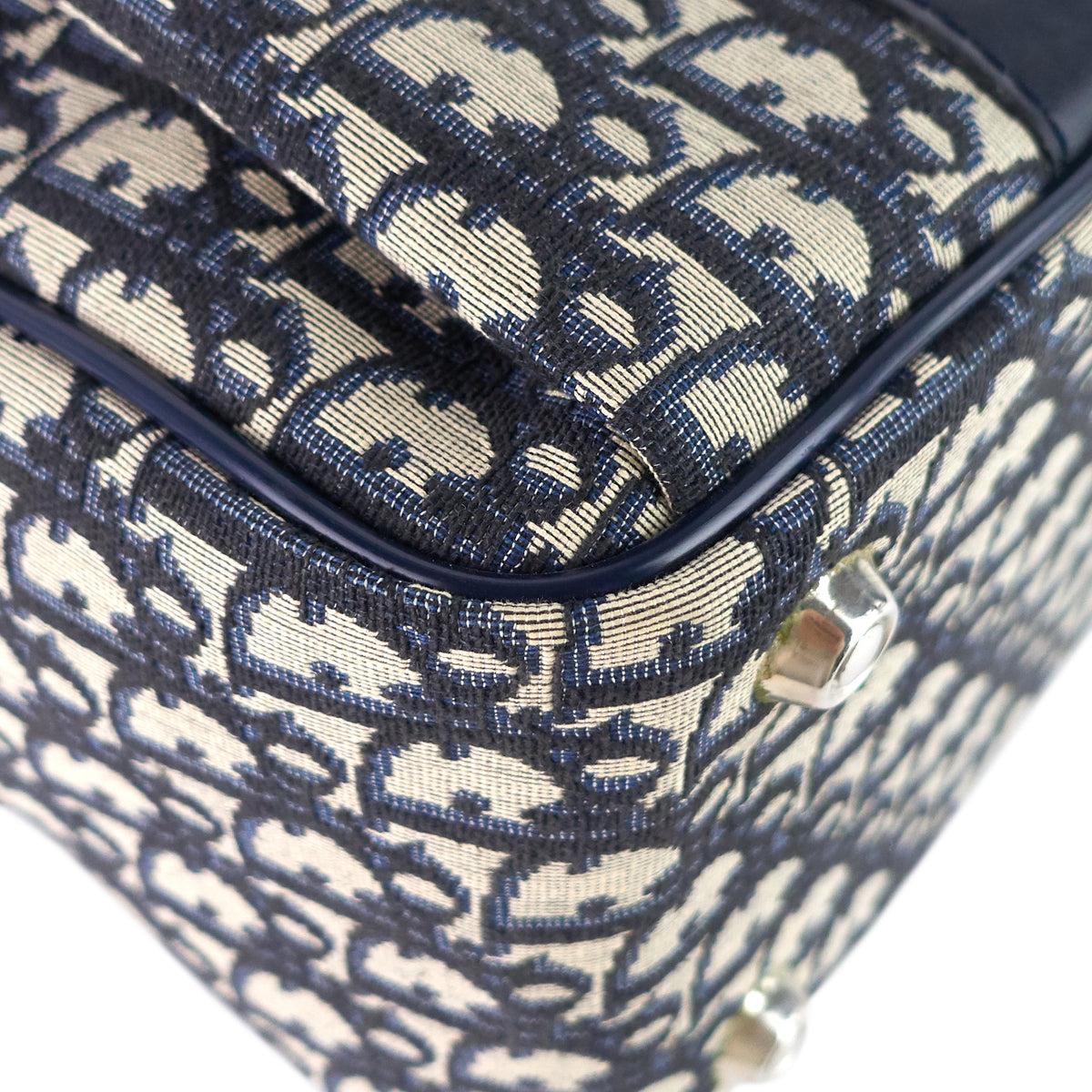 Trotter Double Pocket Canvas Travel Bag