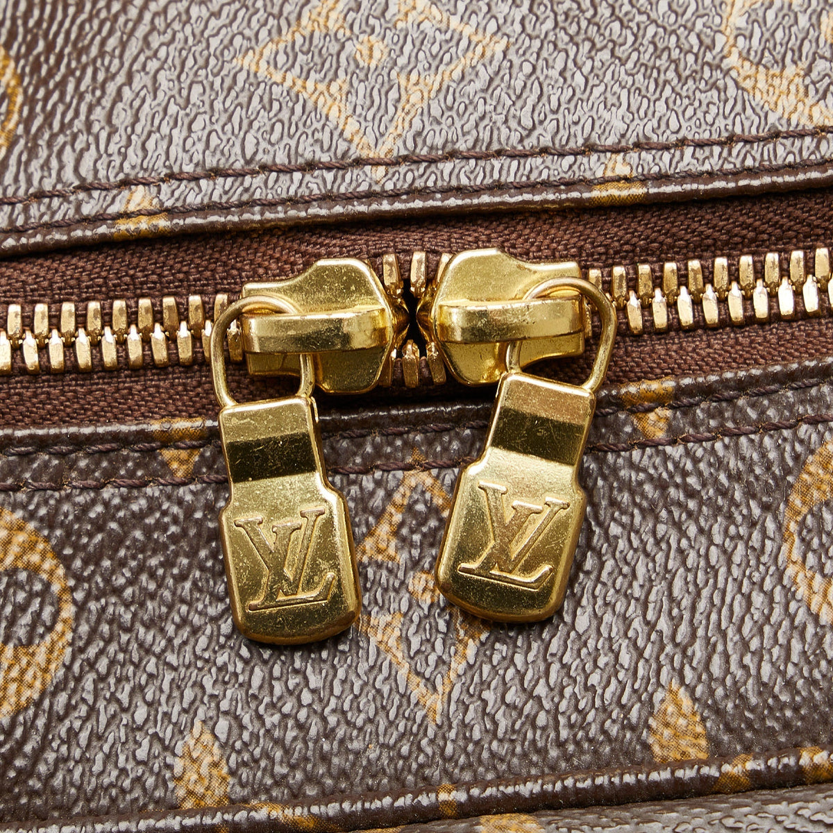 Louis Vuitton Sac Bosphore Monogram Canvas