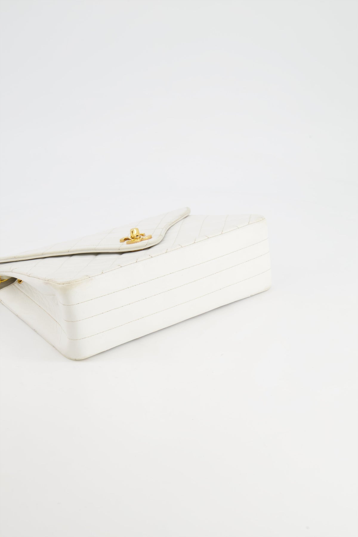 Chanel Vintage White Quilted Lambskin Single Flap Bag with 24k Gold Hardware