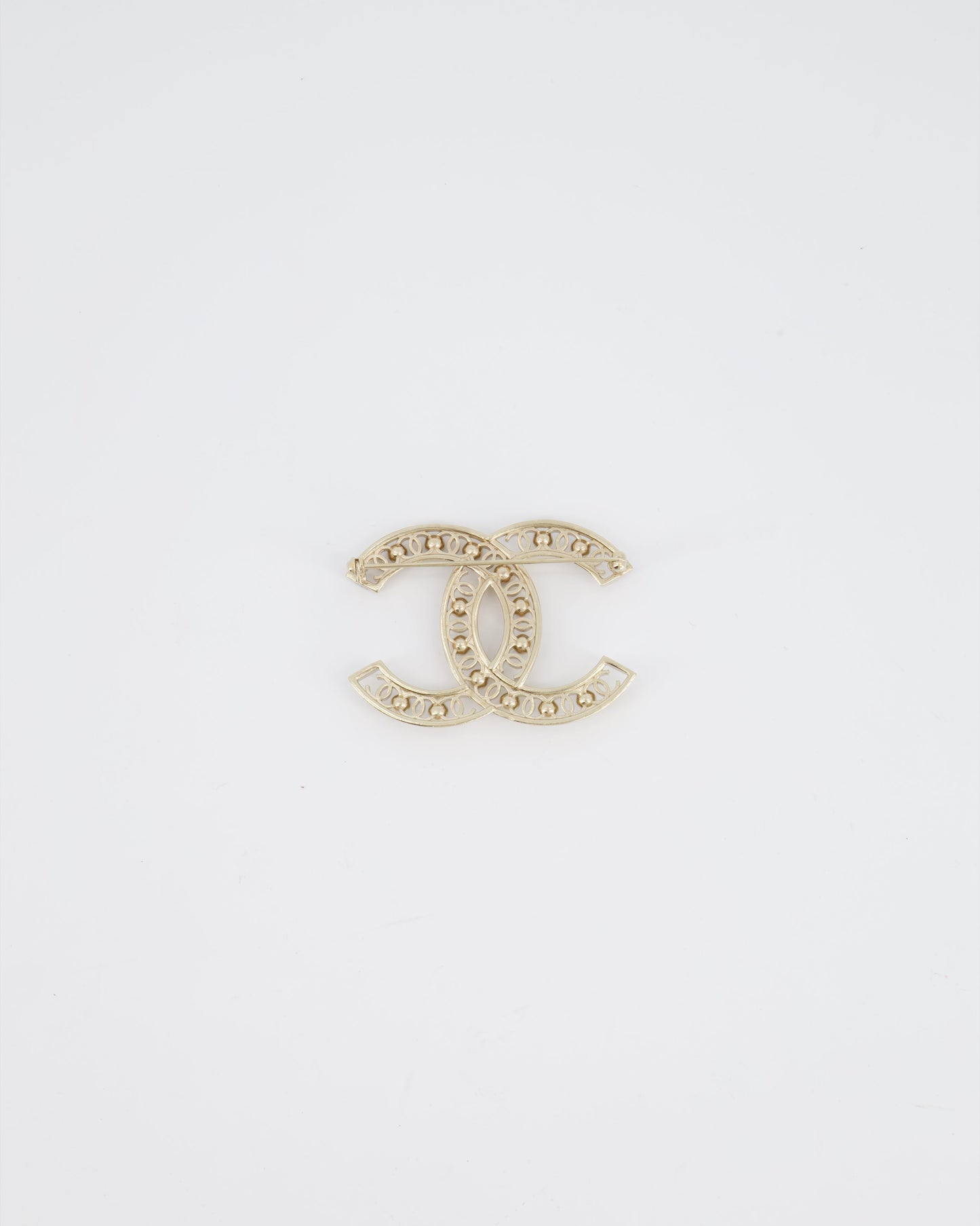 *HOT* Chanel Large CC Pearls and Blue Crystals Brooch with Champagne Gold Hardware&nbsp;