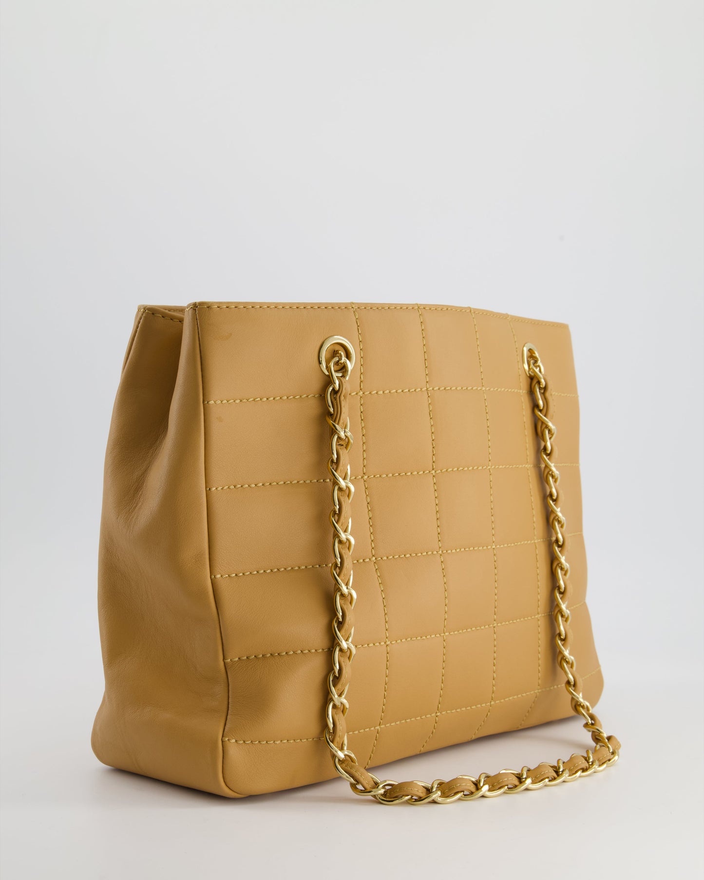 Chanel Vintage Beige Stitched Shoulder Bag in Lambskin Leather with Champagne Gold Hardware