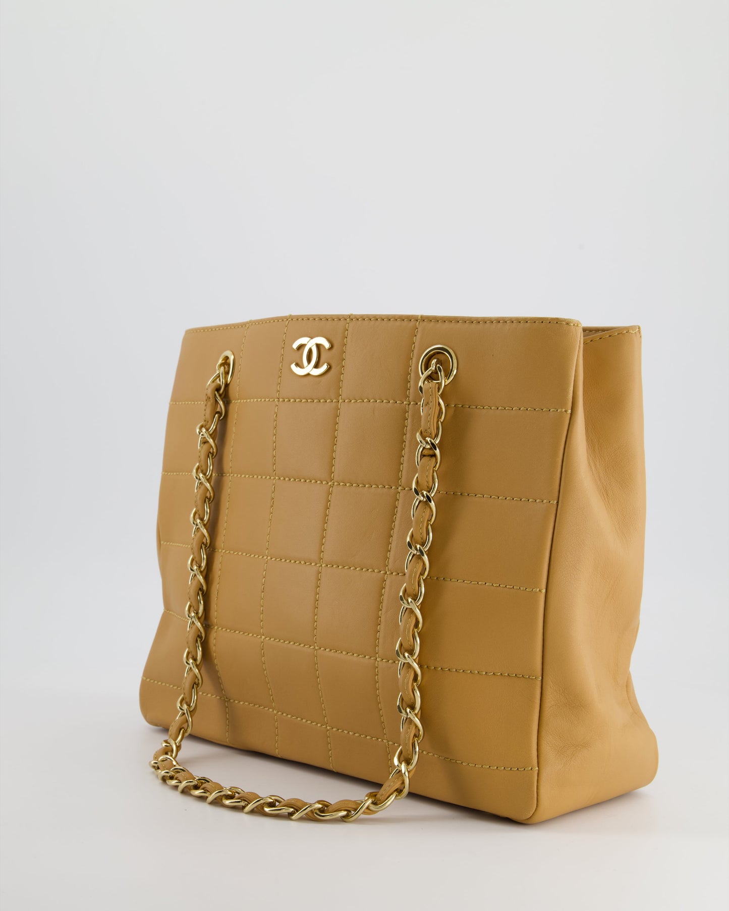 Chanel Vintage Beige Stitched Shoulder Bag in Lambskin Leather with Champagne Gold Hardware