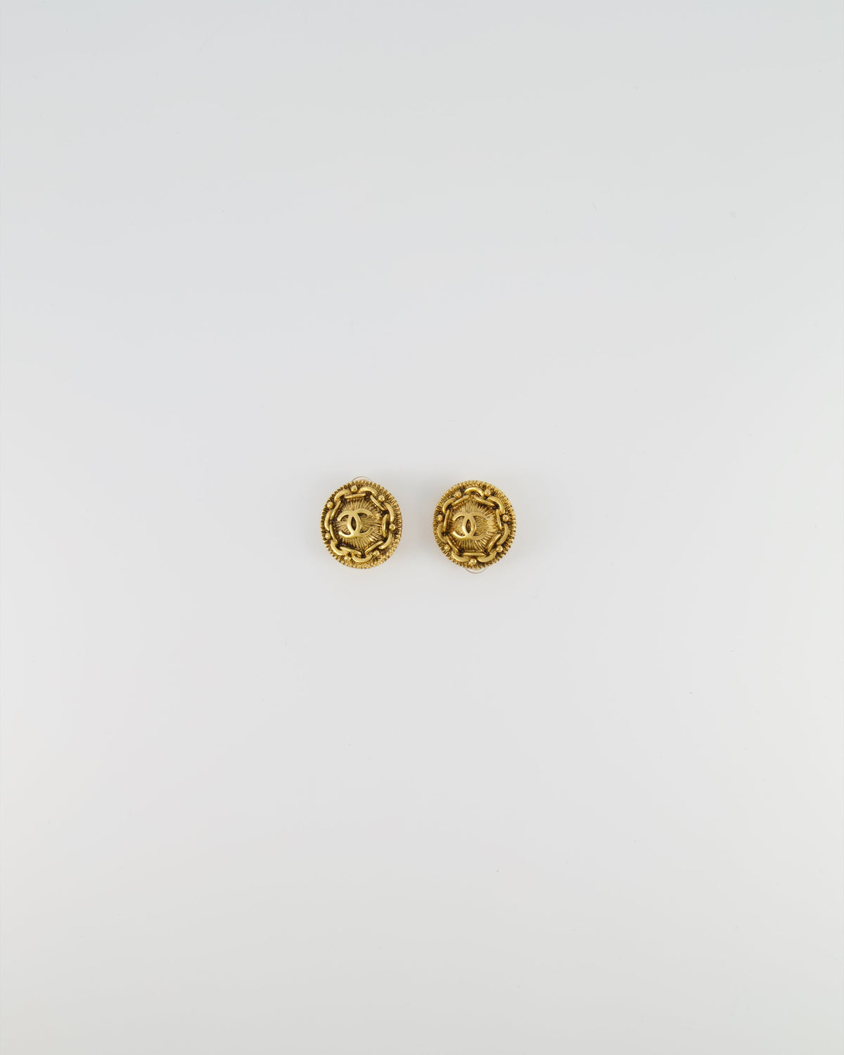 Chanel Vintage Yellow Gold Round Abstract CC Logo Clip On Earrings