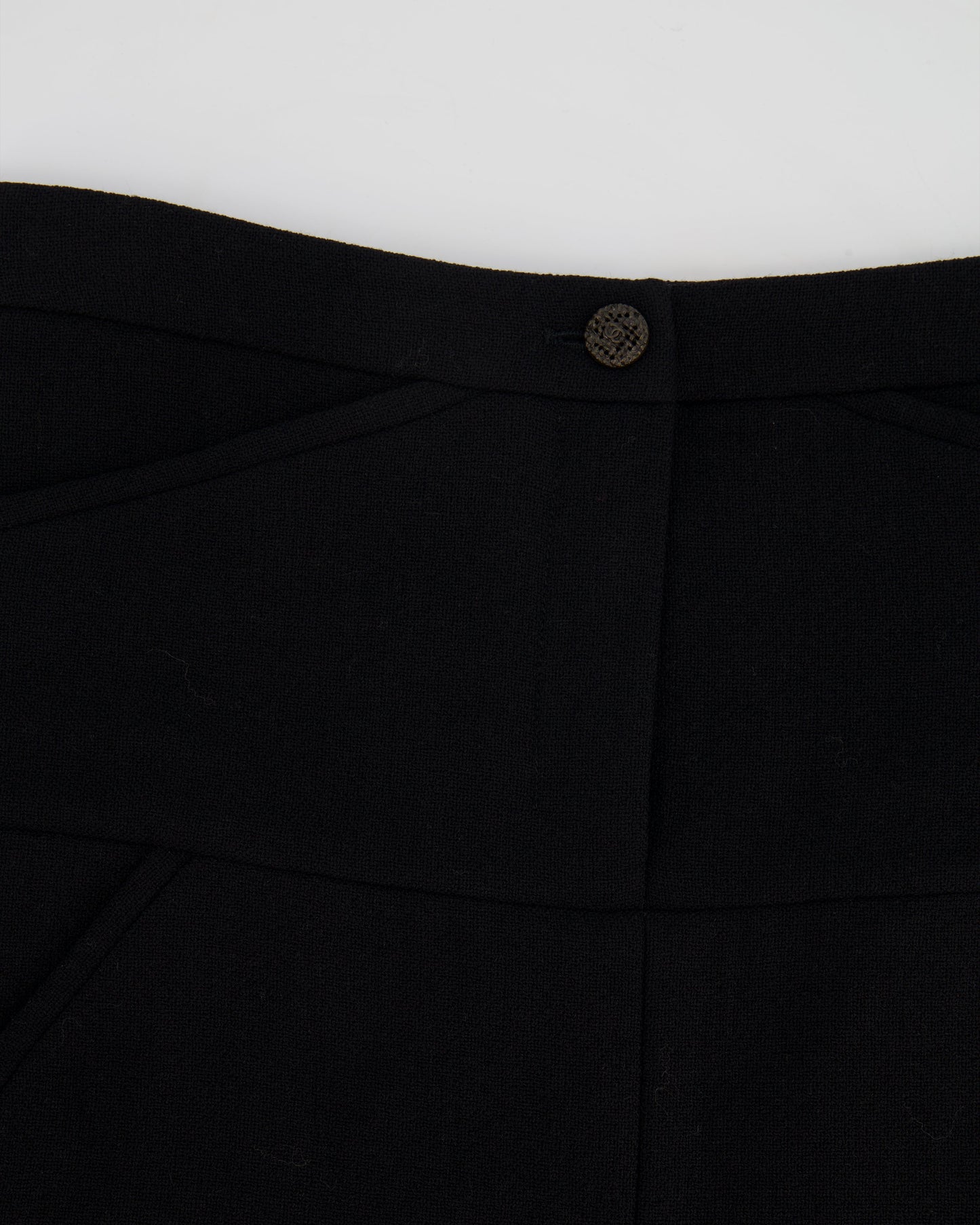 Chanel 12A Black Wool Mini Skirt with CC Logo Button Detail Size FR 36 (UK 8) RRP £1,350