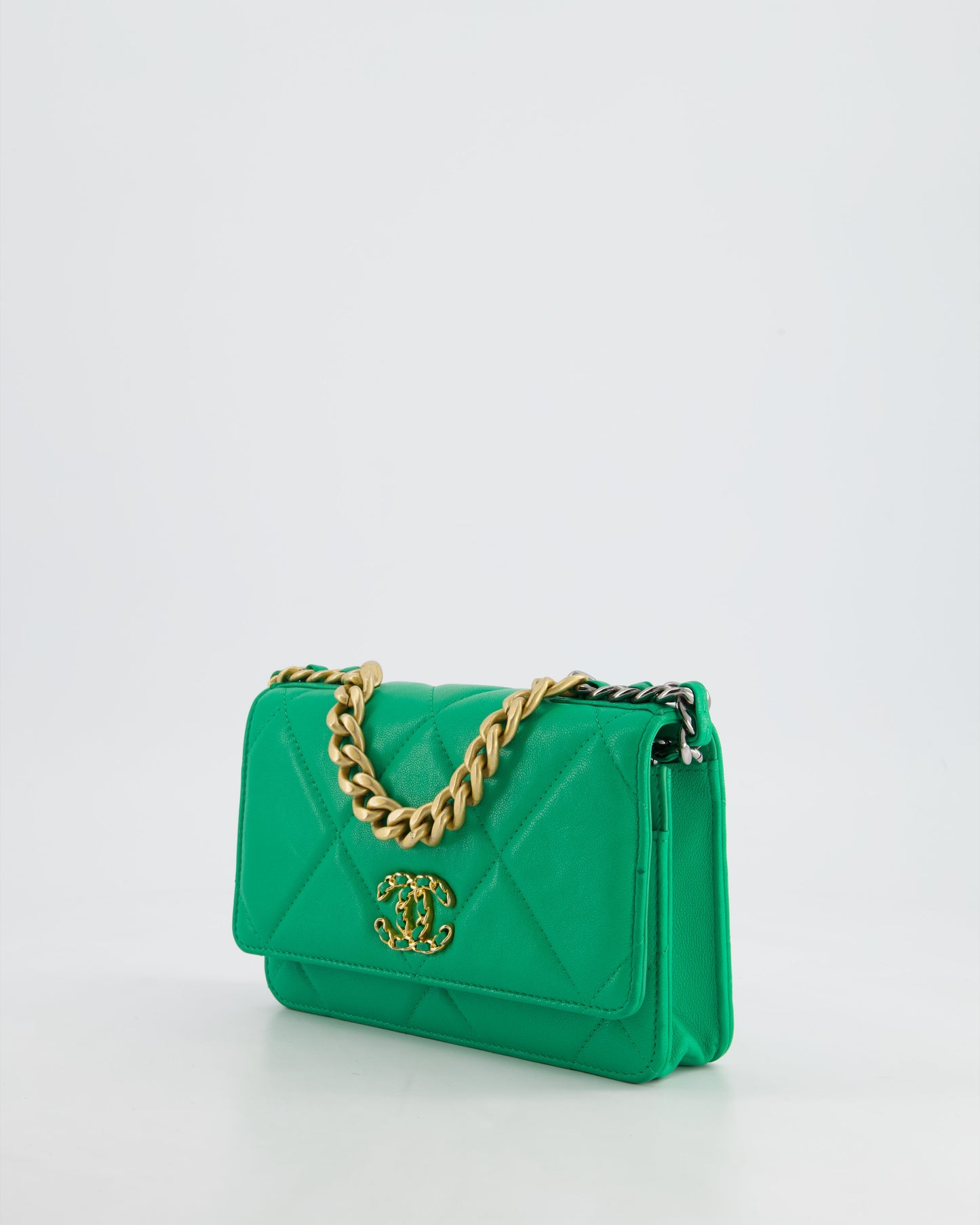 *HOT* Chanel 19 Green Wallet on Chain in Lambskin Leather with Mixed Hardware