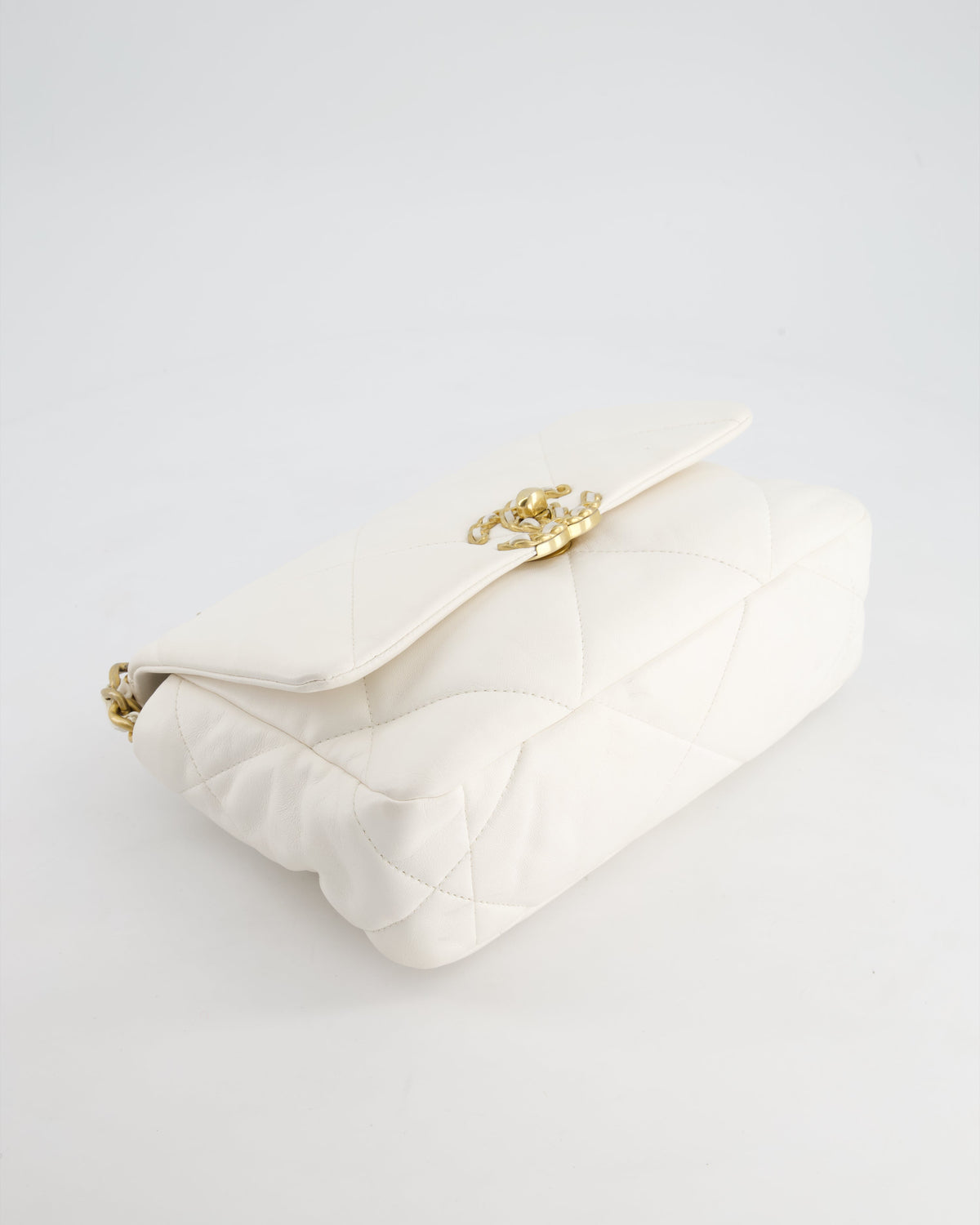 Chanel White Medium 19 Bag in Quilted Goatskin Leather with Mixed Hardware