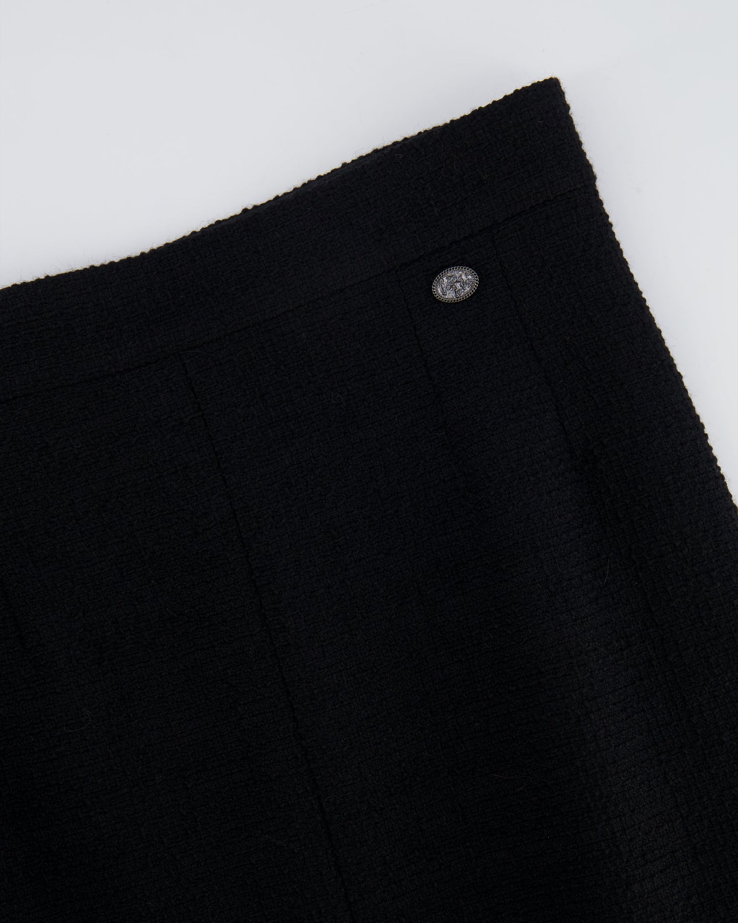 Chanel Coco Cuba Black Wool Tweed Midi Skirt with Multicolour Pleated Silk Slit Detailing Size FR 44 (UK 16)