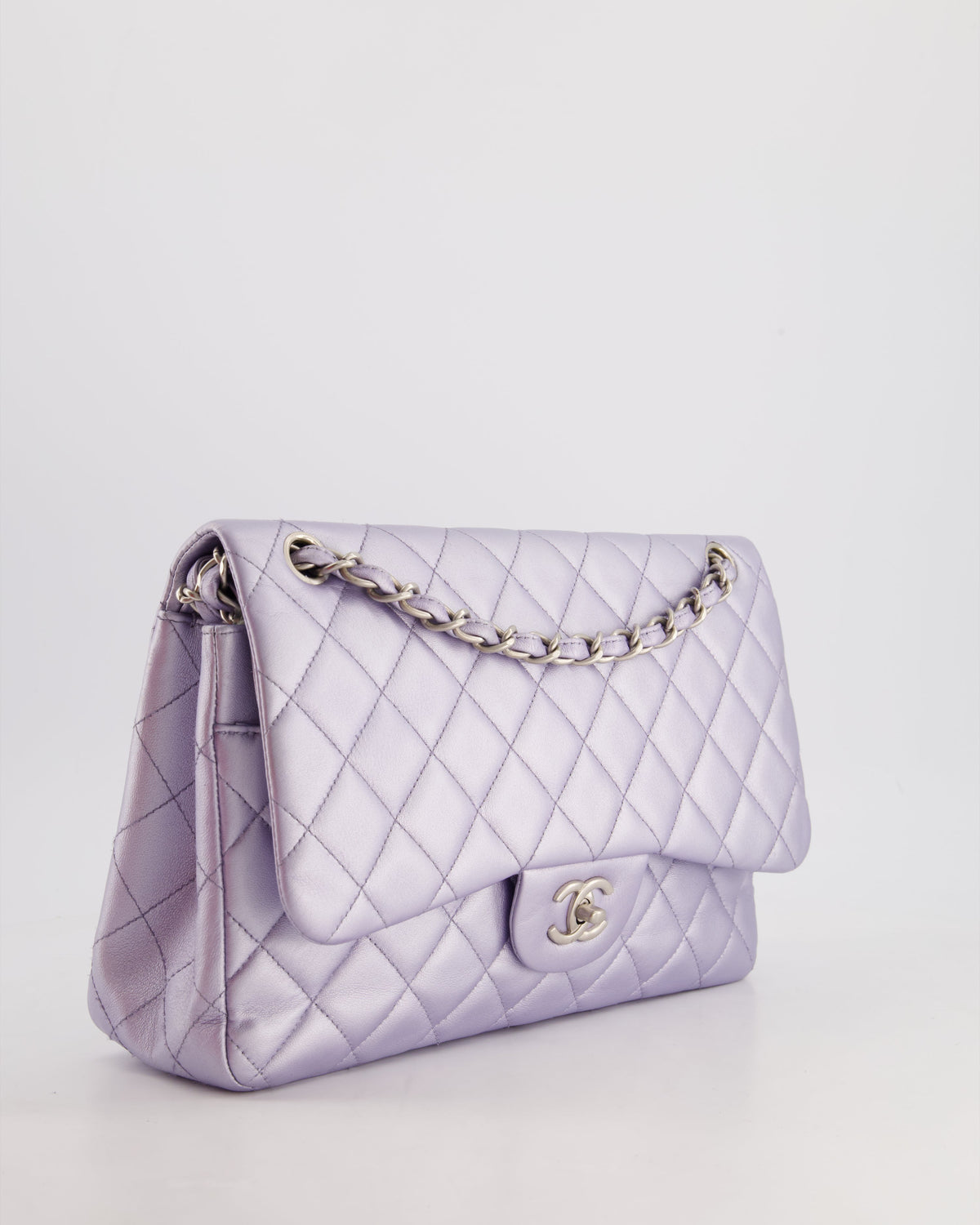 Chanel Iridescent Lilac Purple Jumbo Classic Double Flap Bag in Lambskin Leather with Brushed Silver Hardware RRP ¬£9,240