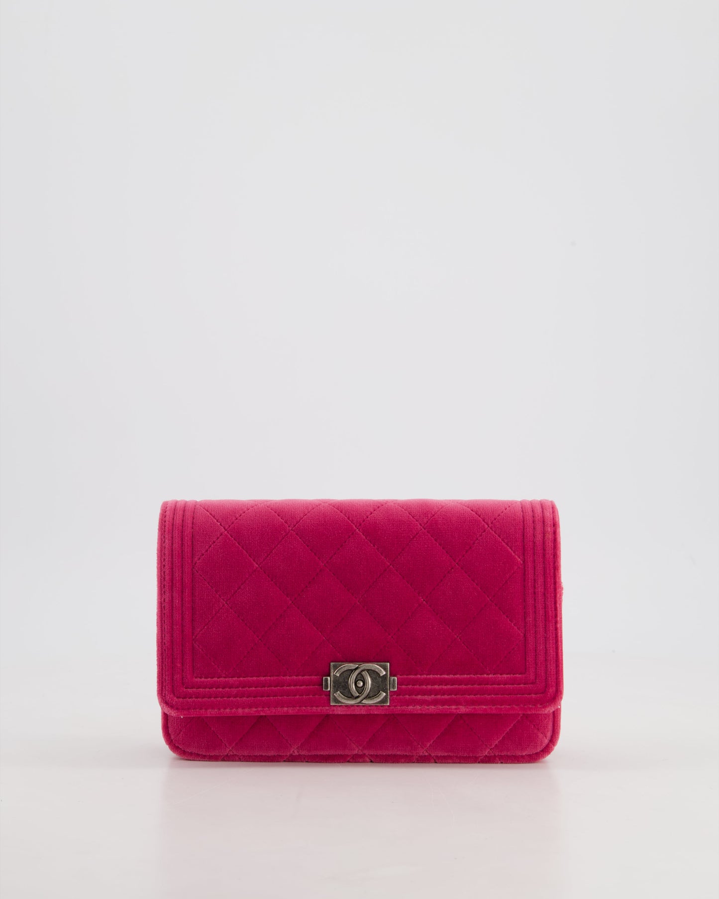 *FIRE PRICE* Chanel Pink Boy Wallet on Chain in Velvet with Silver Hardware