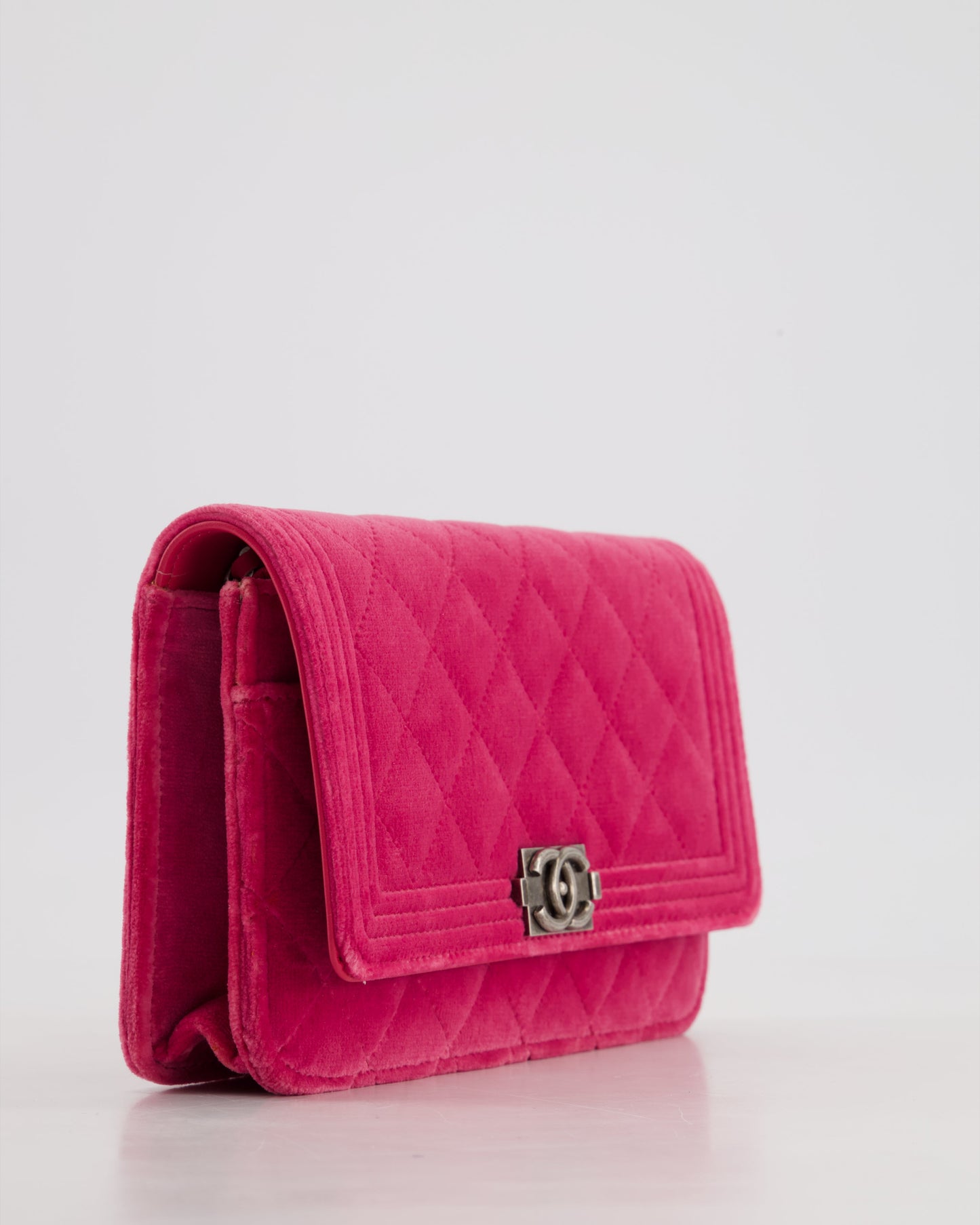 *FIRE PRICE* Chanel Pink Boy Wallet on Chain in Velvet with Silver Hardware