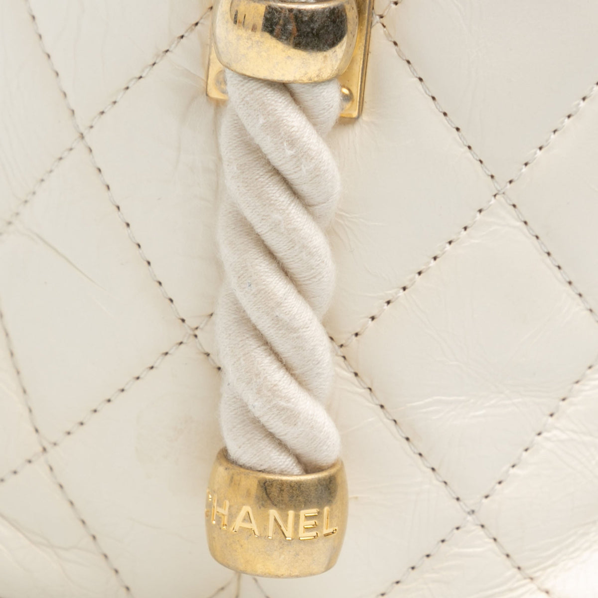 White Chanel Crumpled Calfskin En Vogue Rope Satchel