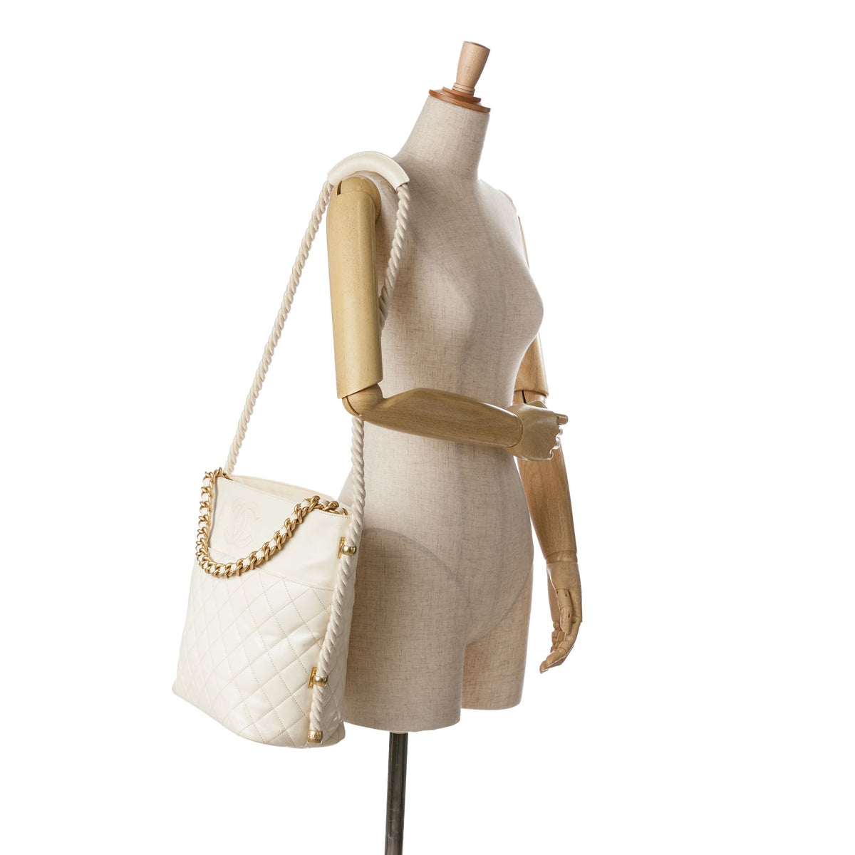 White Chanel Crumpled Calfskin En Vogue Rope Satchel