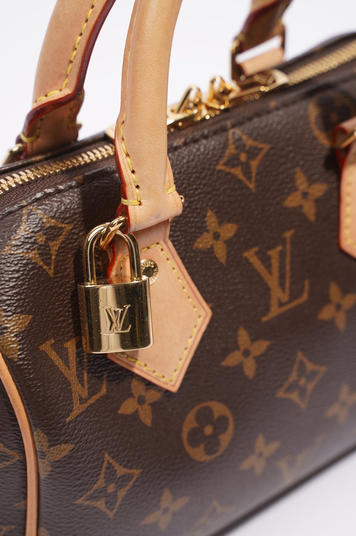 Louis Vuitton Speedy Bandoulière  Monogram Coated Canvas 20