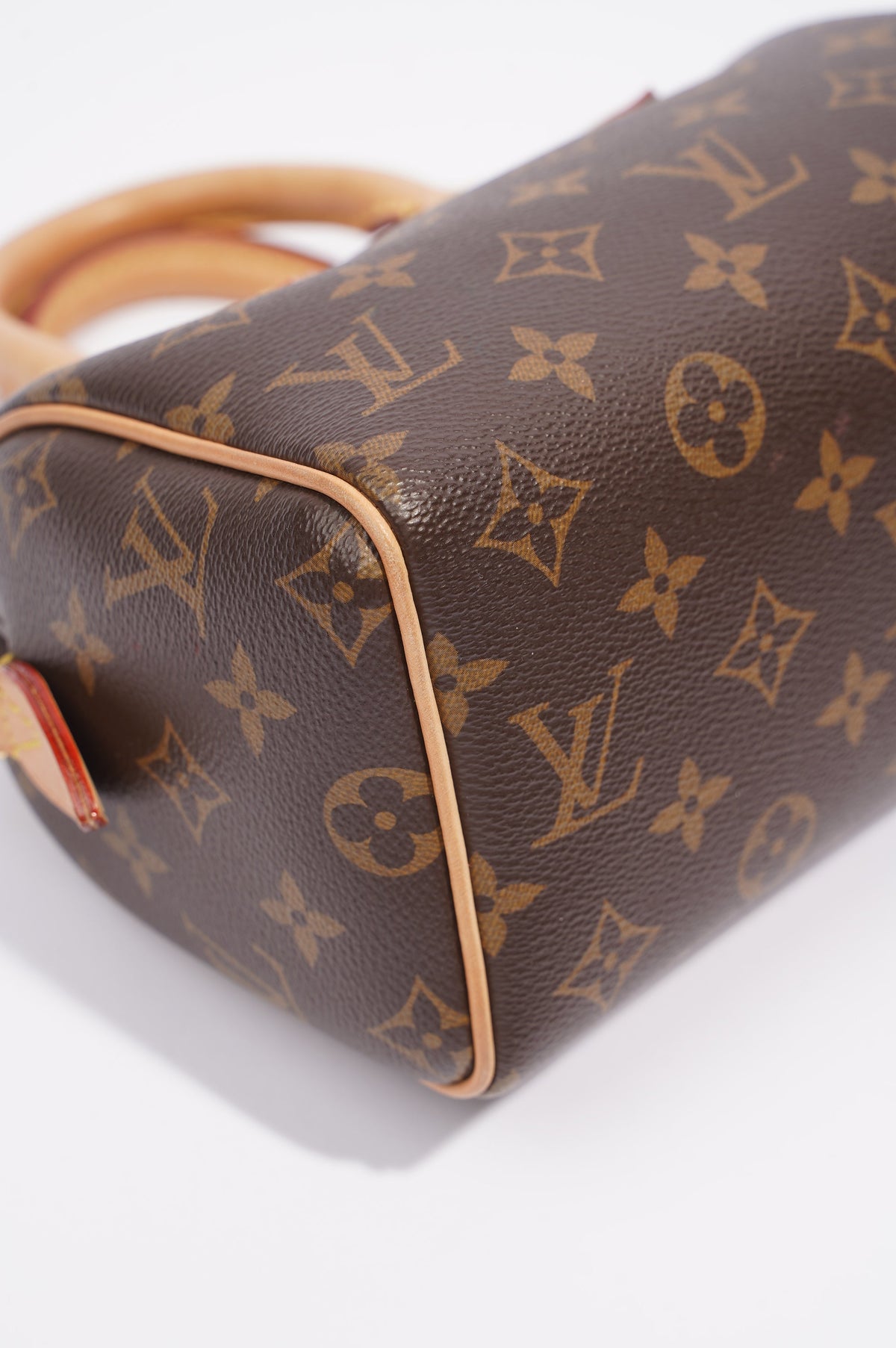 Louis Vuitton Speedy Bandoulière  Monogram Coated Canvas 20