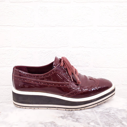 PRADA BURGUNDY PATENT OXFORD SNEAKERS - SIZE 40