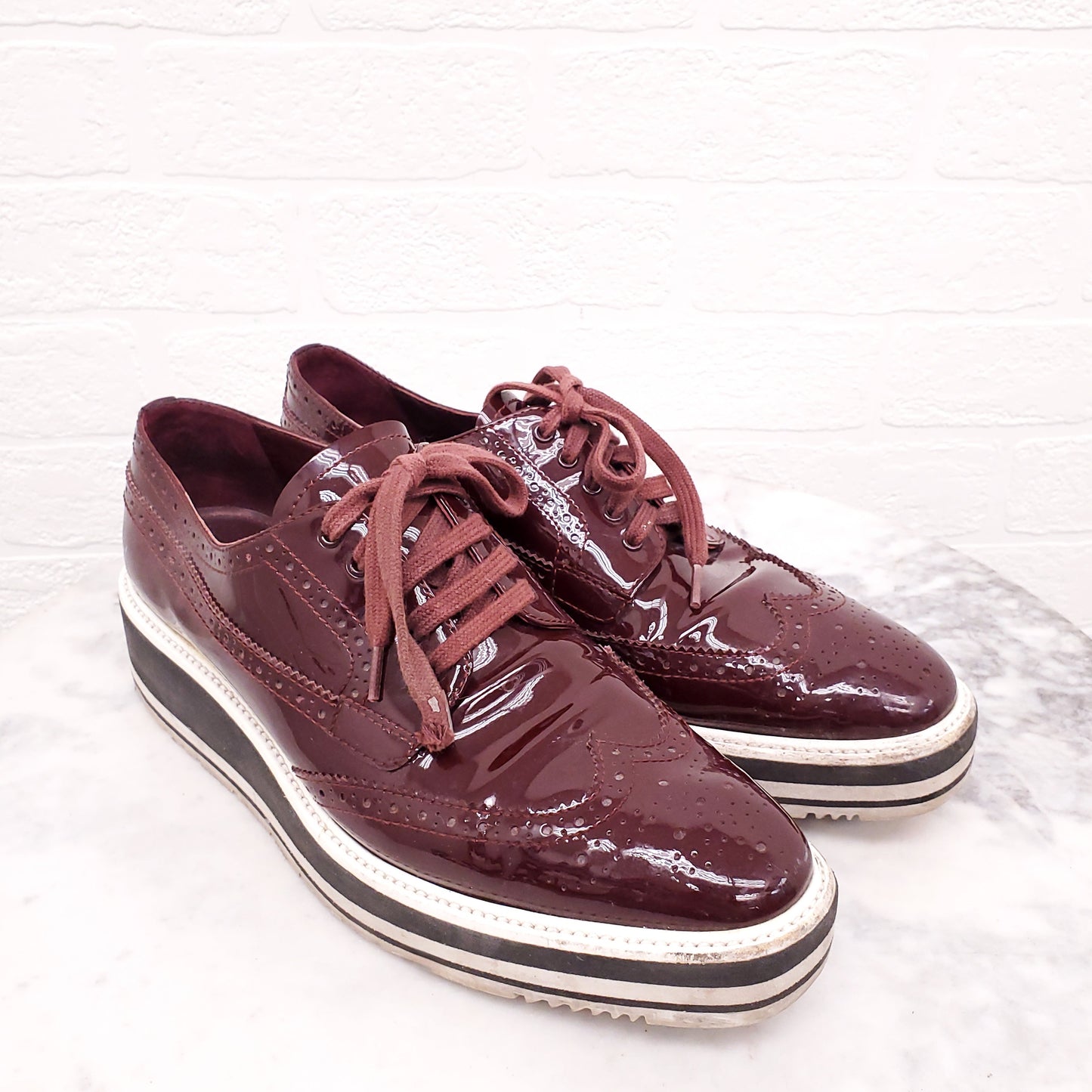 PRADA BURGUNDY PATENT OXFORD SNEAKERS - SIZE 40