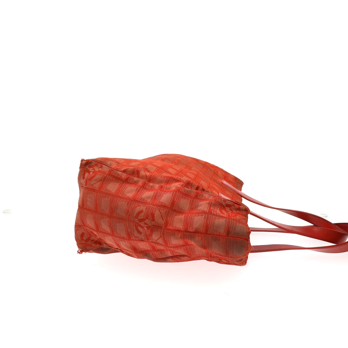 CHANEL Shoulder Bag in Red Fabric