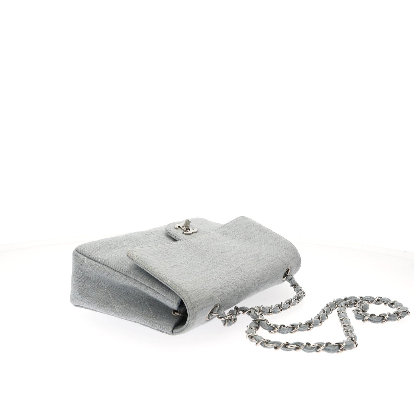 CHANEL Timeless/Classique Shoulder Bag in Blue Denim/Jeans