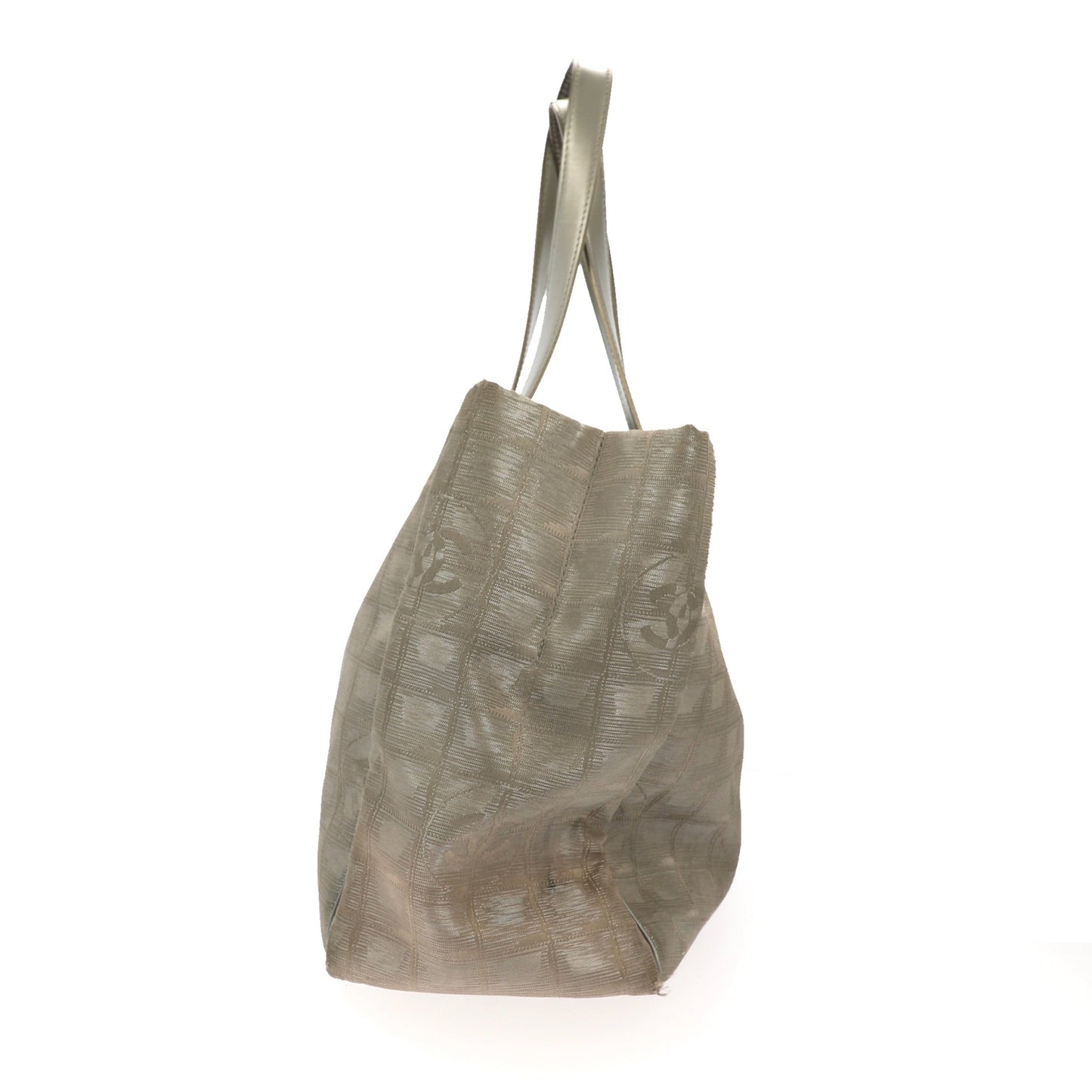 CHANEL Shoulder Bag in Silver Fabric