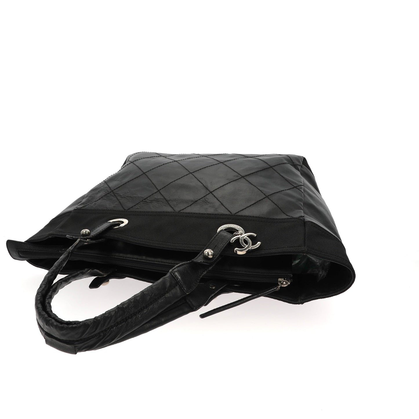CHANEL Shoulder Bag in Black Fabric