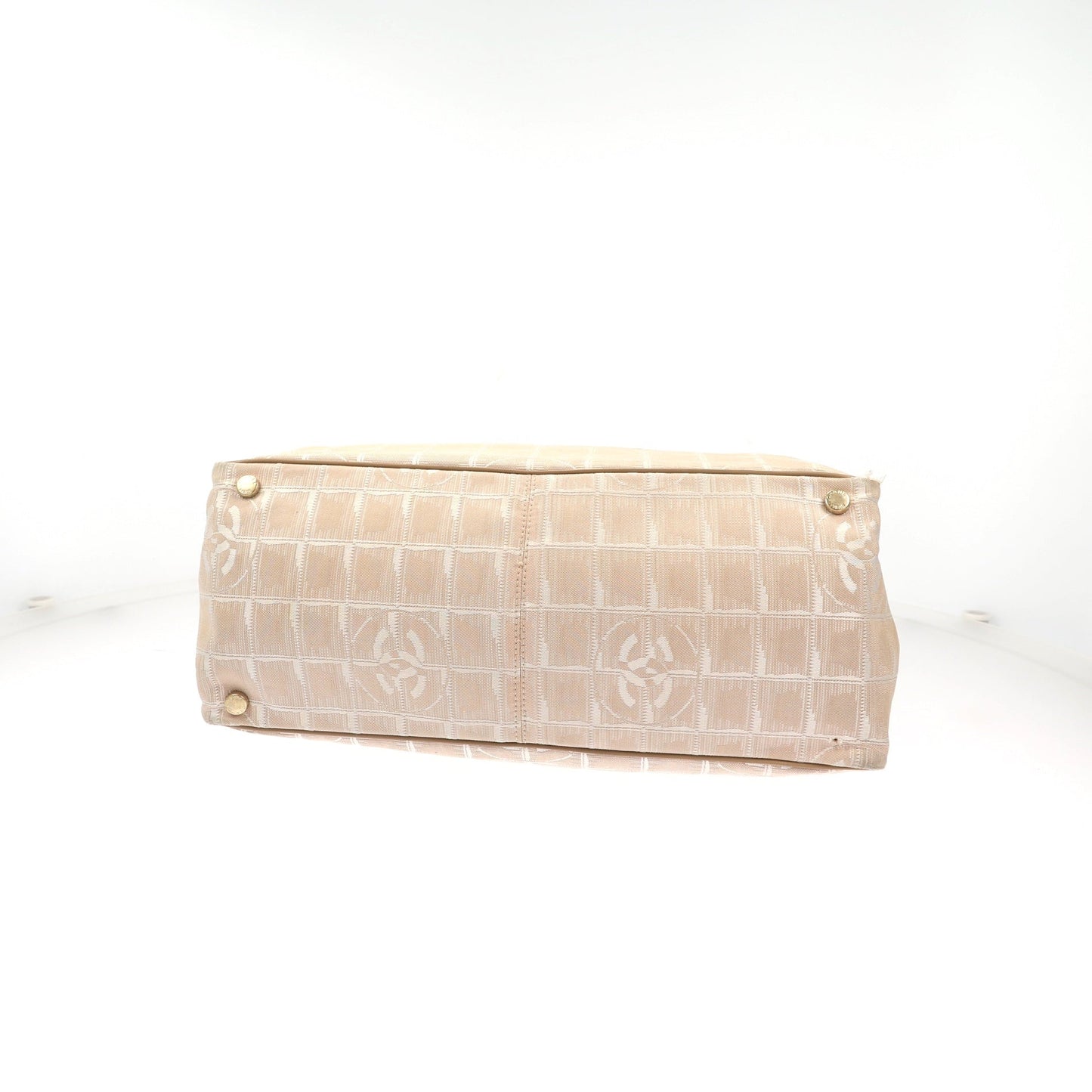 CHANEL Shoulder Bag in Beige Fabric