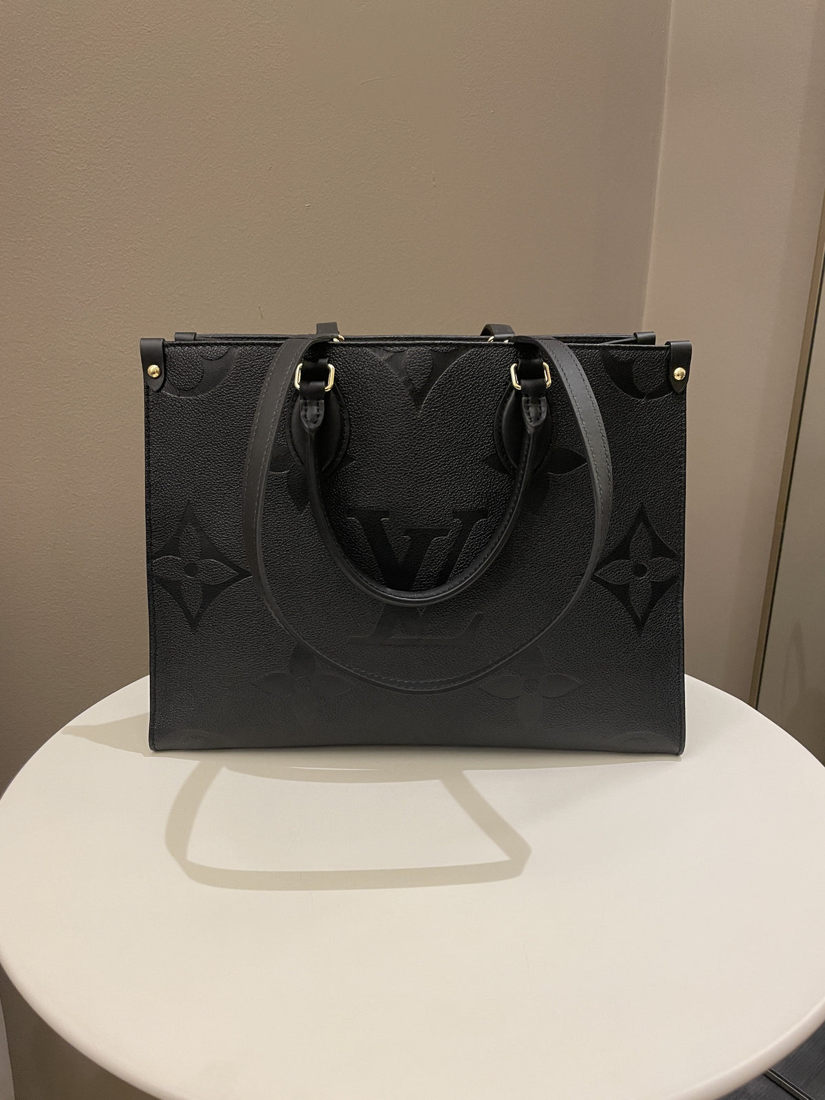 Louis Vuitton OnTheGo MM Black Empreinte