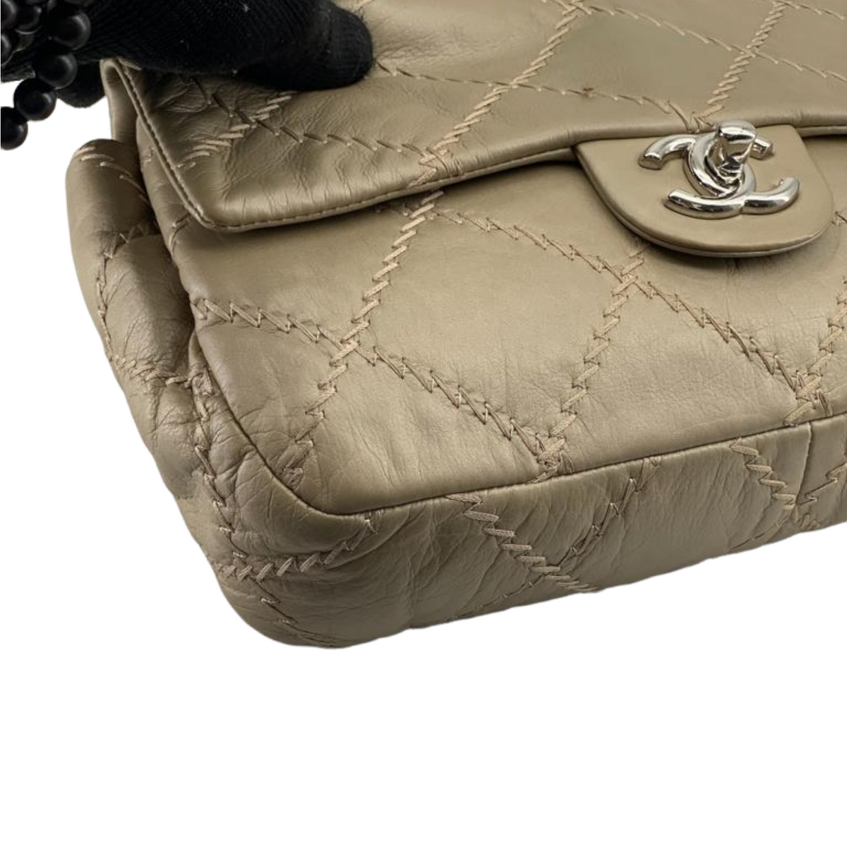 Seasonal Flap Calfskin Gold SHW