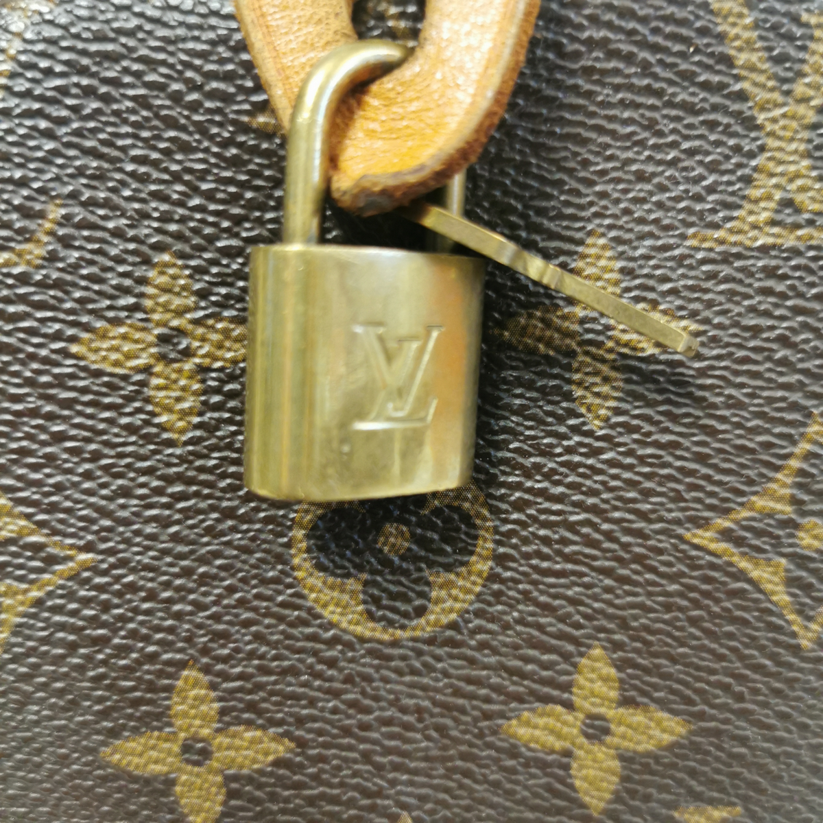Louis Vuitton Speedy 30 Monogram Canvas