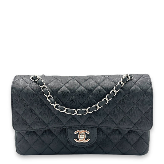 Classic Shoulder Bag Medium Black in Caviar Leather, Silver hardware