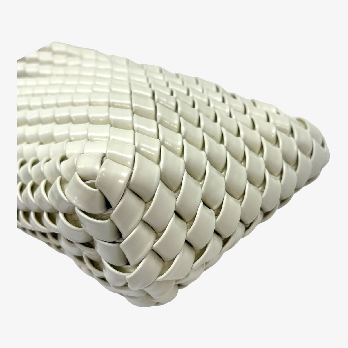 Bottega Veneta White Intrecciato Leather Structure Clutch