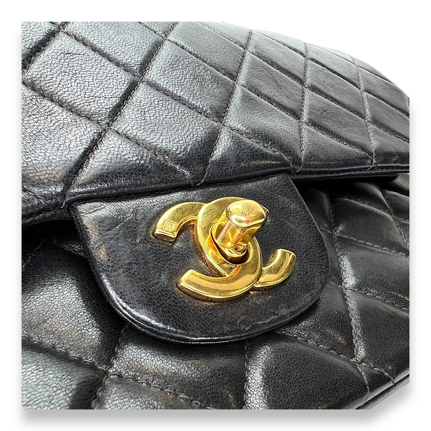 Flap Medium Black Shoulder Bag in Lambskin, Gold hardware