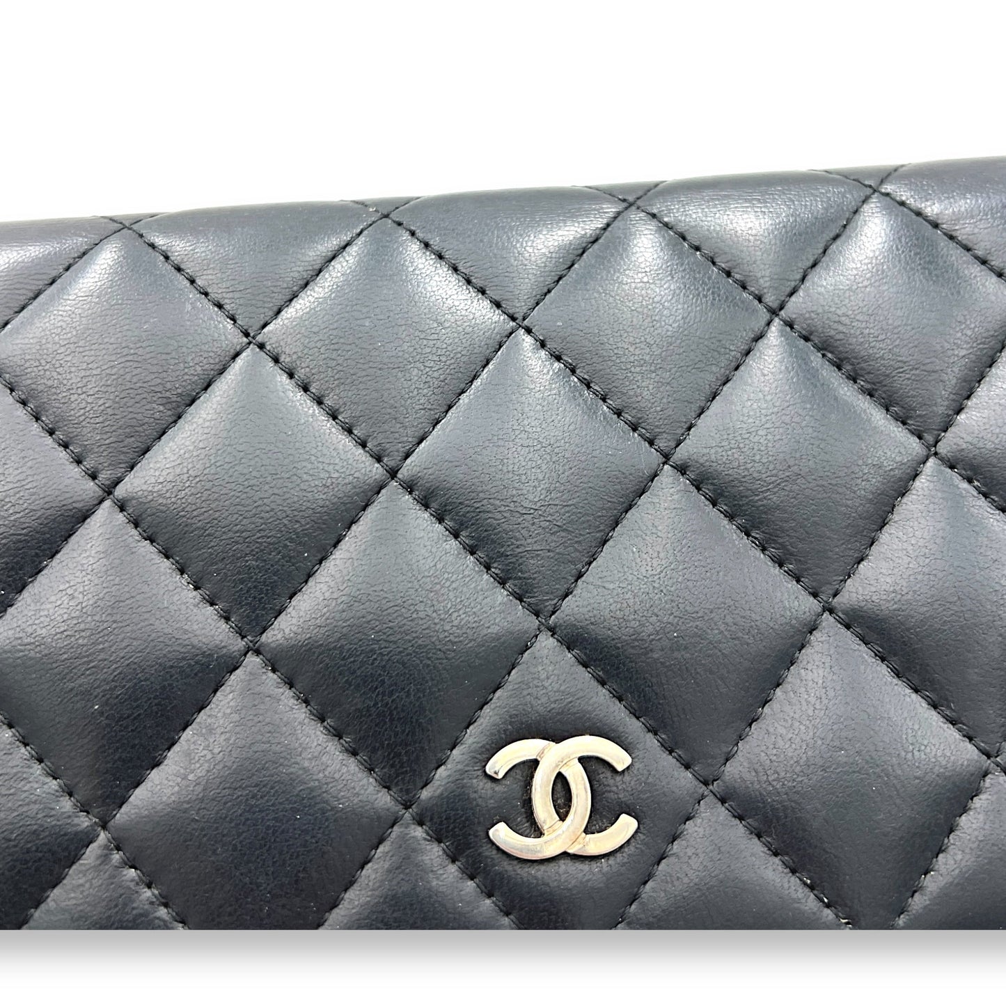 Quilted Black Wallet in Lambskin, Silver hardware