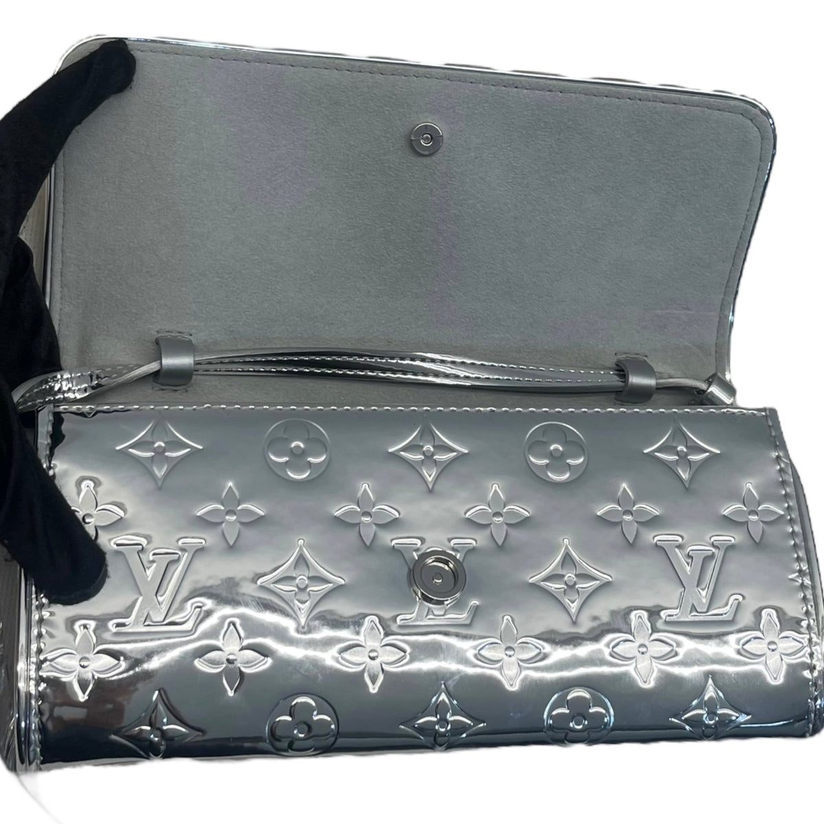Louis Vuitton Pochette Twin Silver