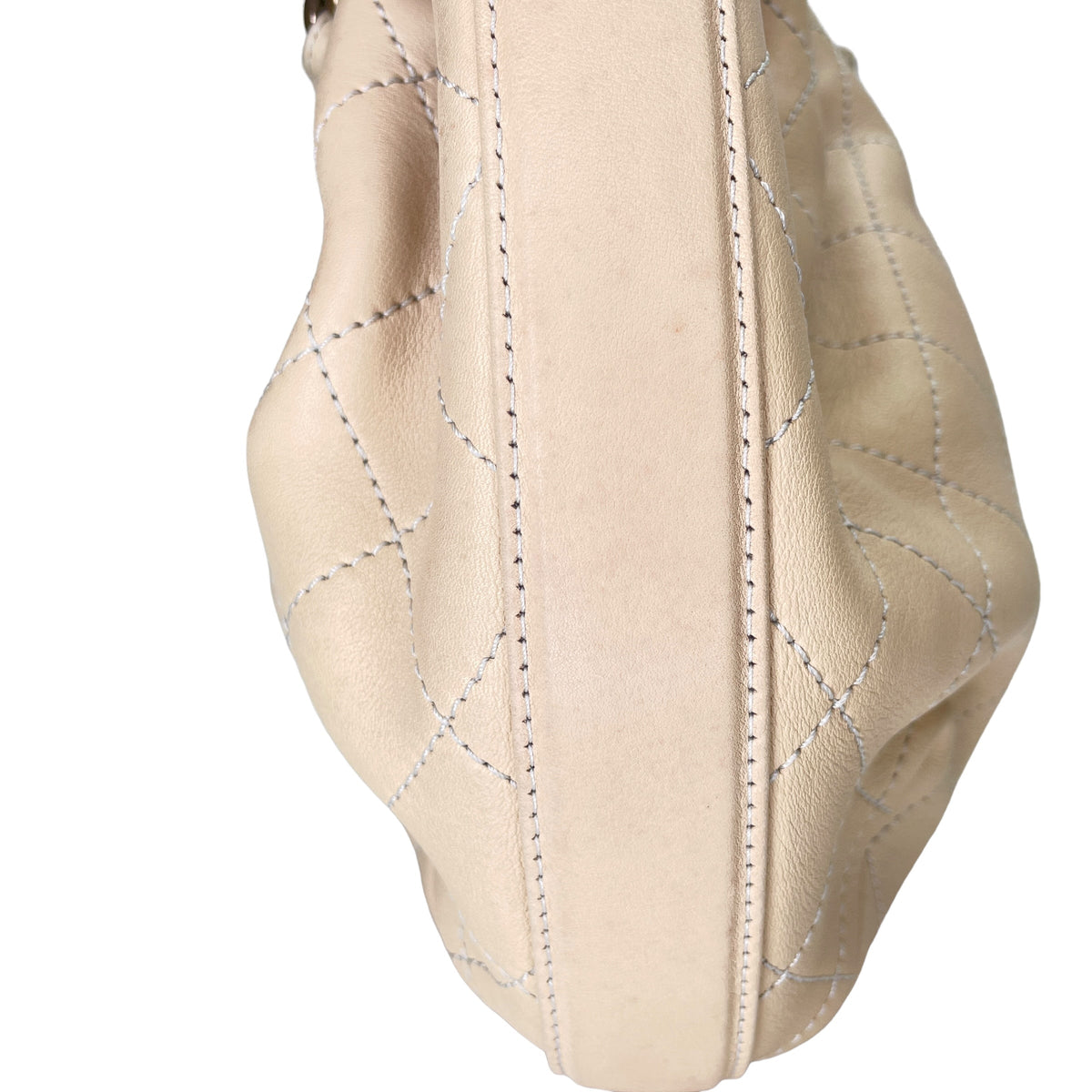 Drawstring CC White Bucket Bag in Lambskin, Gold hardware